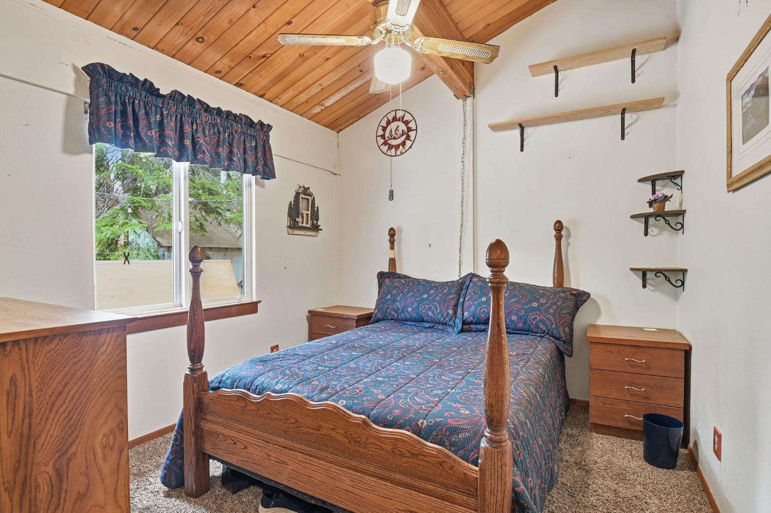 Tahoma, California, 96142, United States, 4 Bedrooms Bedrooms, ,2 BathroomsBathrooms,Residential,For Sale,2003437