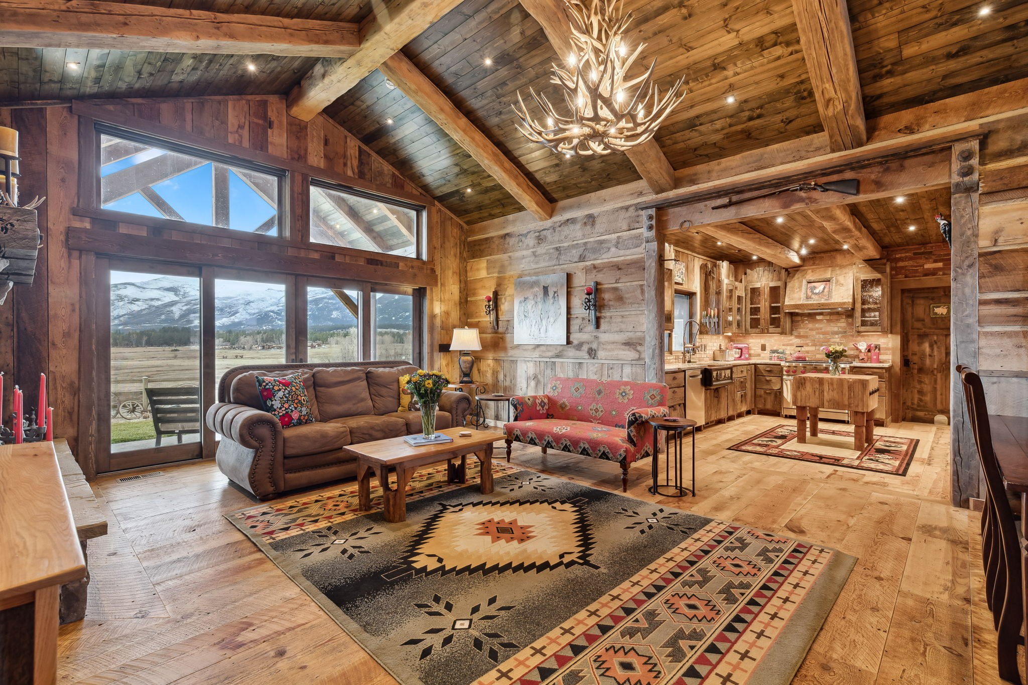  250 Crested Butte Way - 物件實景