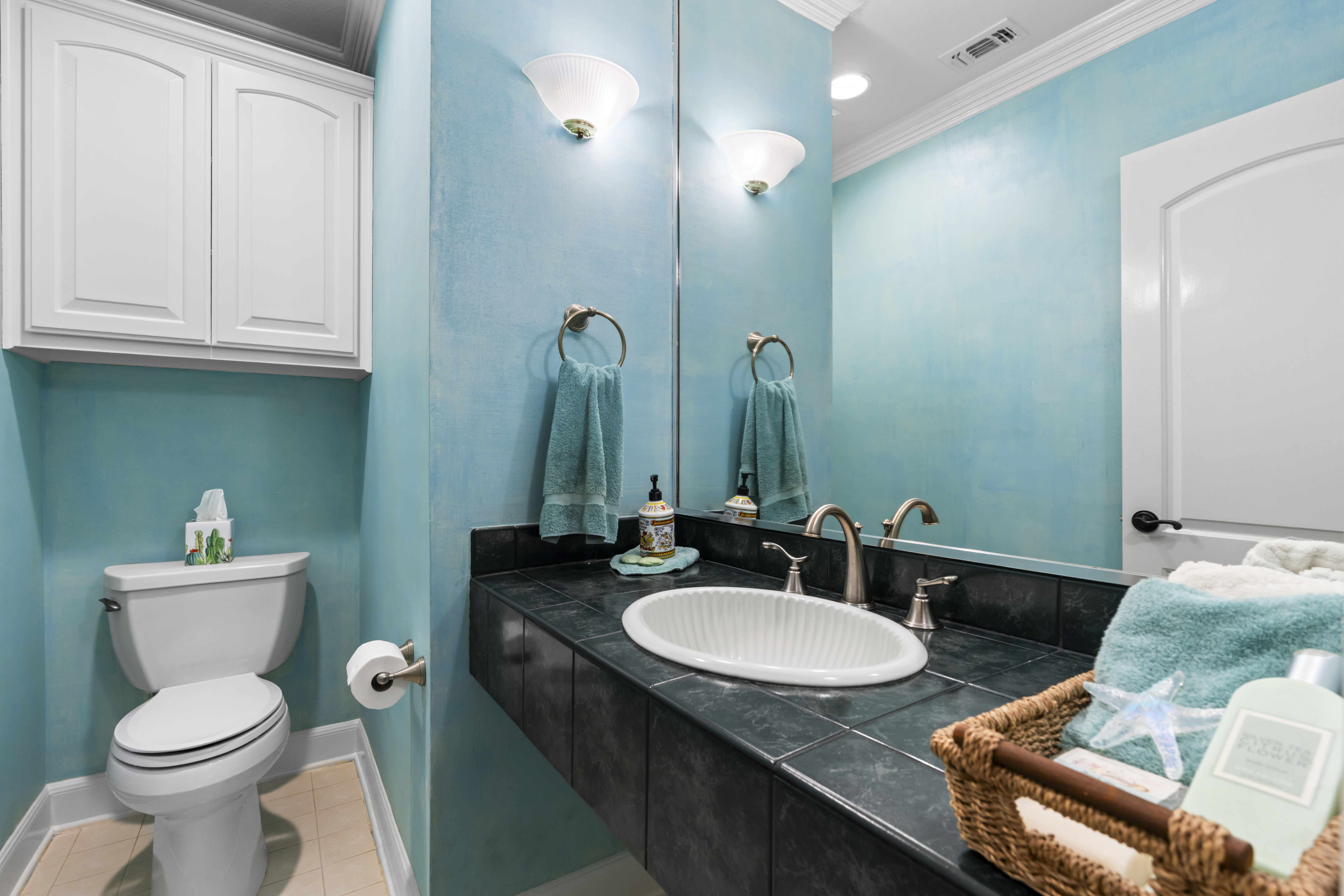  Grand Dominion Estate Showcasing Luxury, Privacy & Architectural Excellence - 物件實景