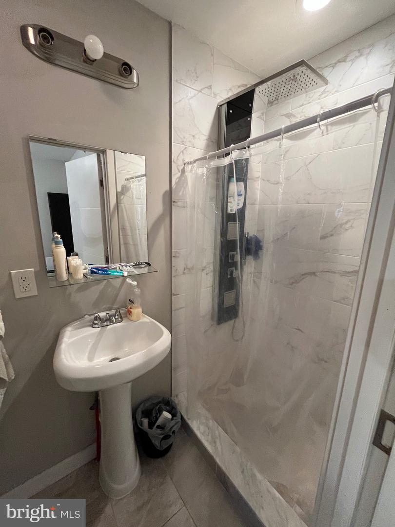 Philadelphia, Pennsylvania, 19121, United States, ,Residential,For Sale,1805715