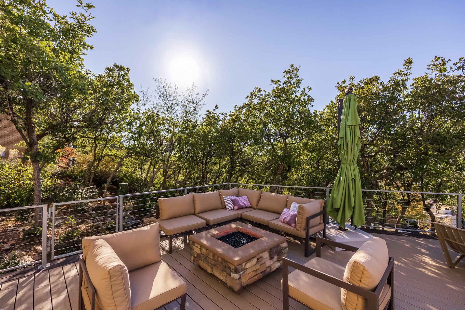  Renovated Olympus Cove Rambler with Sweeping Valley Views - 物件實景