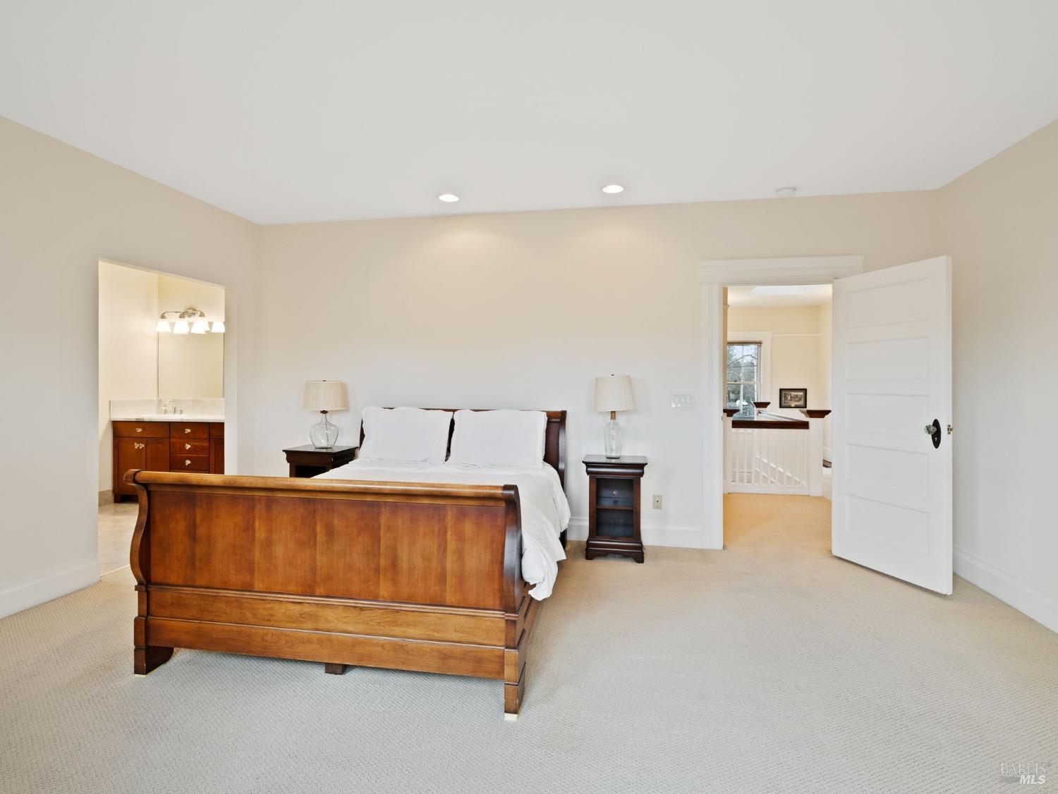 Napa, California, 94559, United States, 5 Bedrooms Bedrooms, ,3 BathroomsBathrooms,Residential,For Sale,1991886