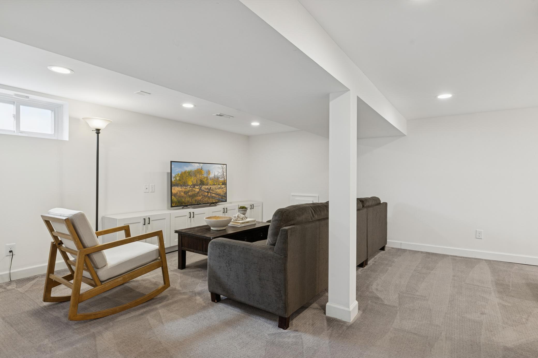 Minneapolis, Minnesota, 55419, United States, 3 Bedrooms Bedrooms, ,2 BathroomsBathrooms,Residential,For Sale,1988979