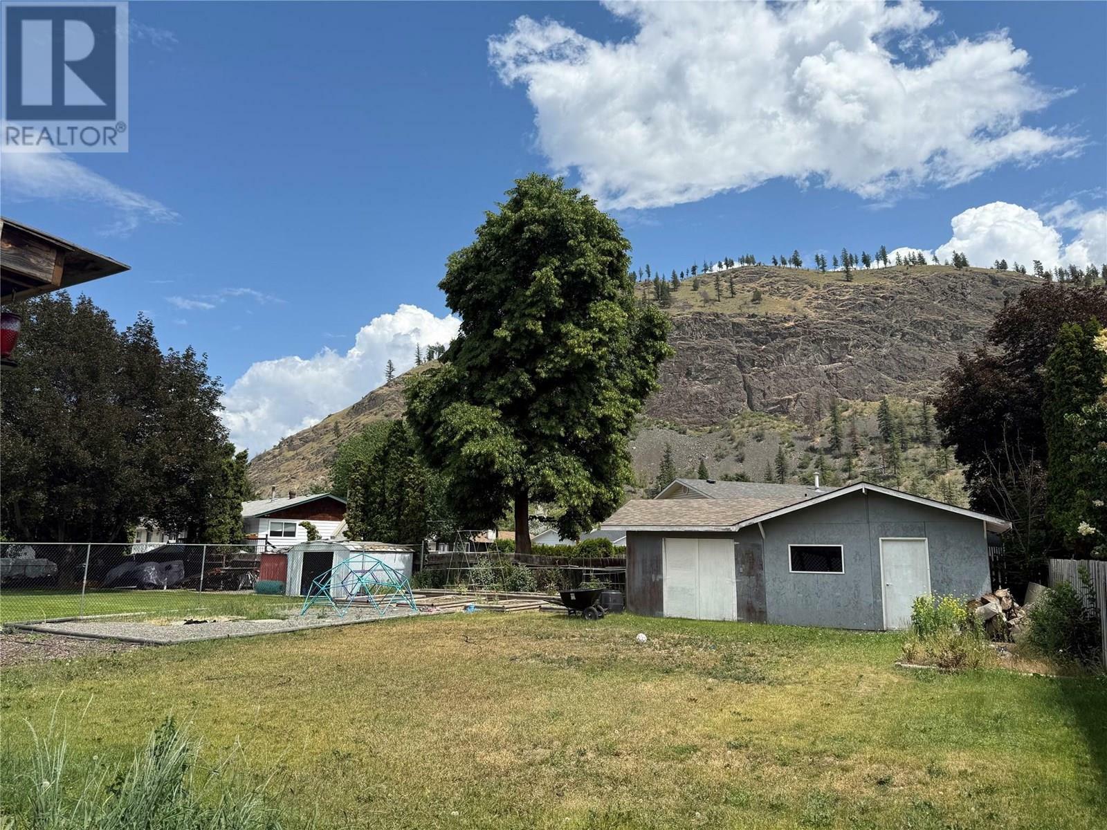 KAMLOOPS, British Columbia, V2H 1L4, CA, 4 Bedrooms Bedrooms, ,2 BathroomsBathrooms,Residential,For Sale,1874935