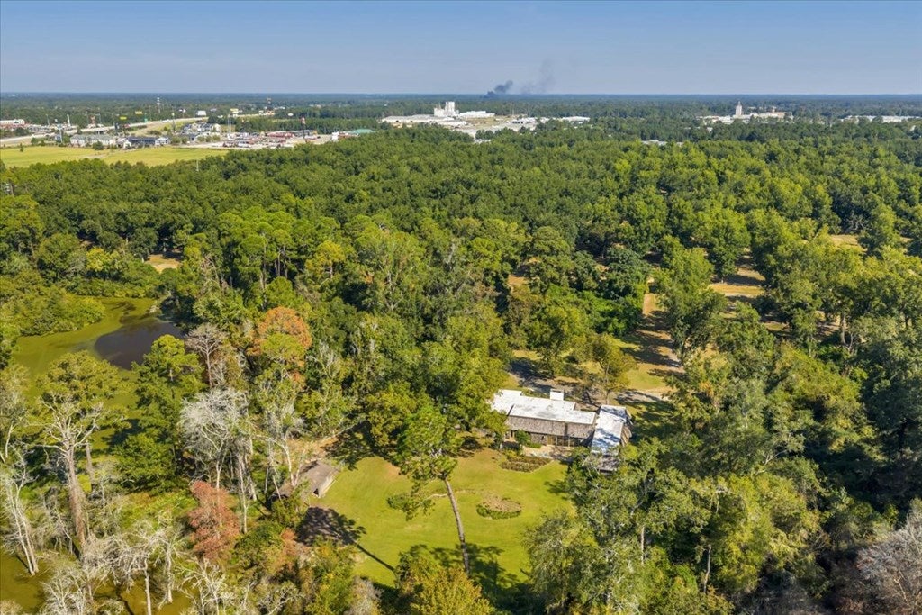 Cordele, Georgia, 31015, United States, 3 Bedrooms Bedrooms, ,5 BathroomsBathrooms,Residential,For Sale,1977947