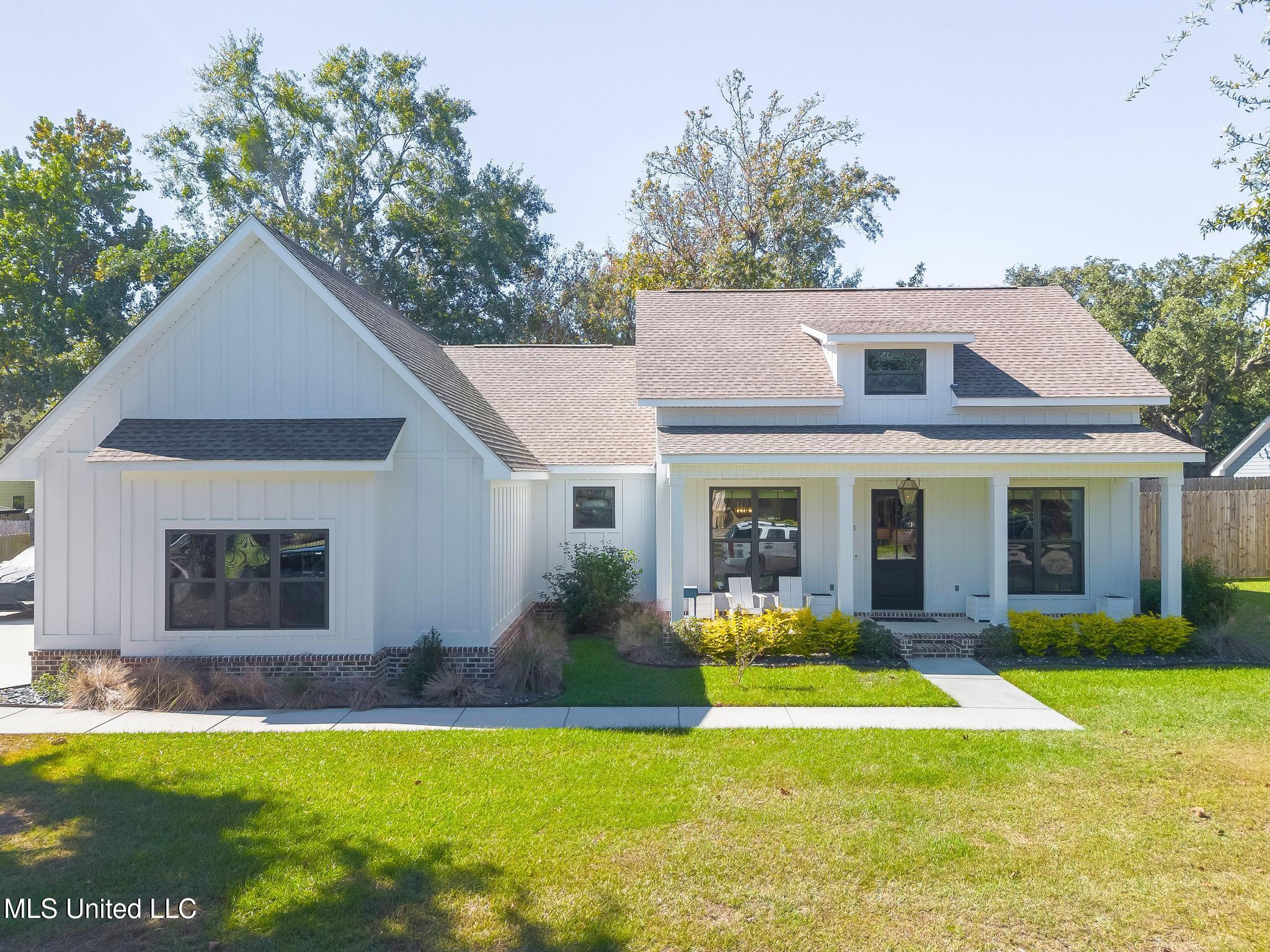 Long Beach, Mississippi, 39560, United States, 3 Bedrooms Bedrooms, ,2 BathroomsBathrooms,Residential,For Sale,1968810