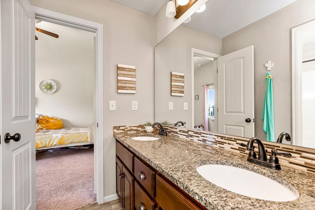 21207 W 45th Place, Shawnee, Kansas, 66218, United States, 5 Bedrooms Bedrooms, ,5 BathroomsBathrooms,Residential,For Sale,21207 W 45th Place,1626058