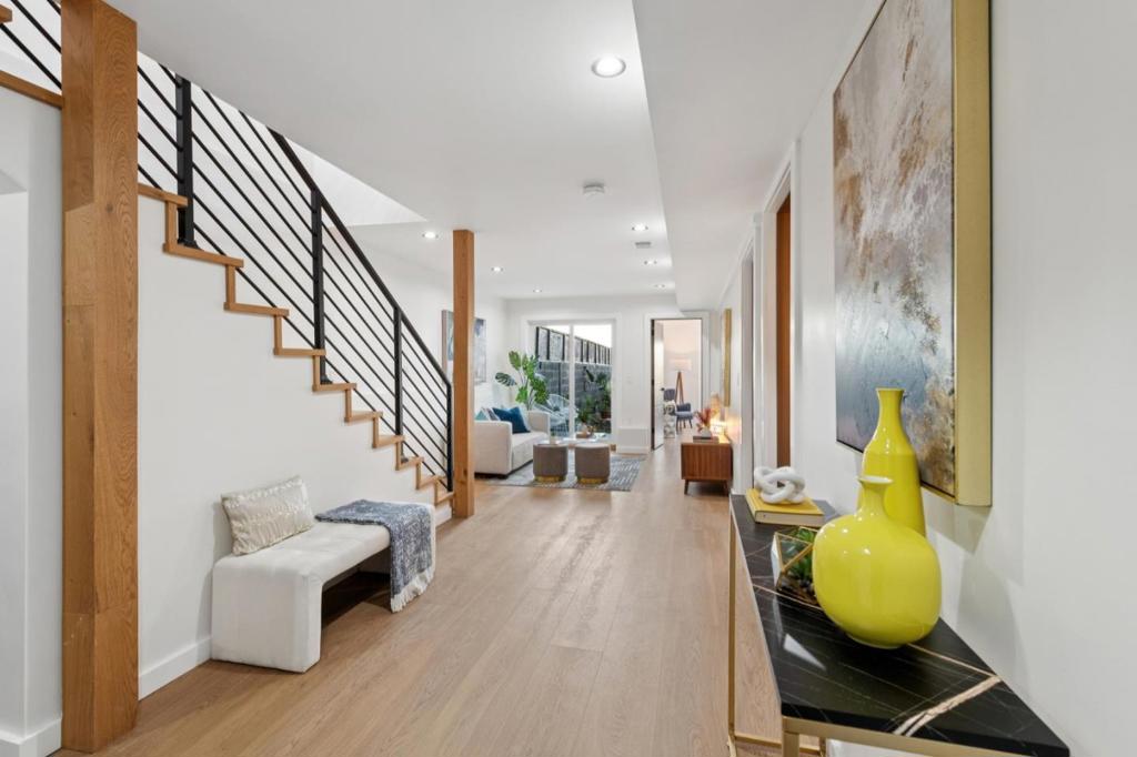 San Francisco, California, 94132, United States, 4 Bedrooms Bedrooms, ,4 BathroomsBathrooms,Residential,For Sale,2008965