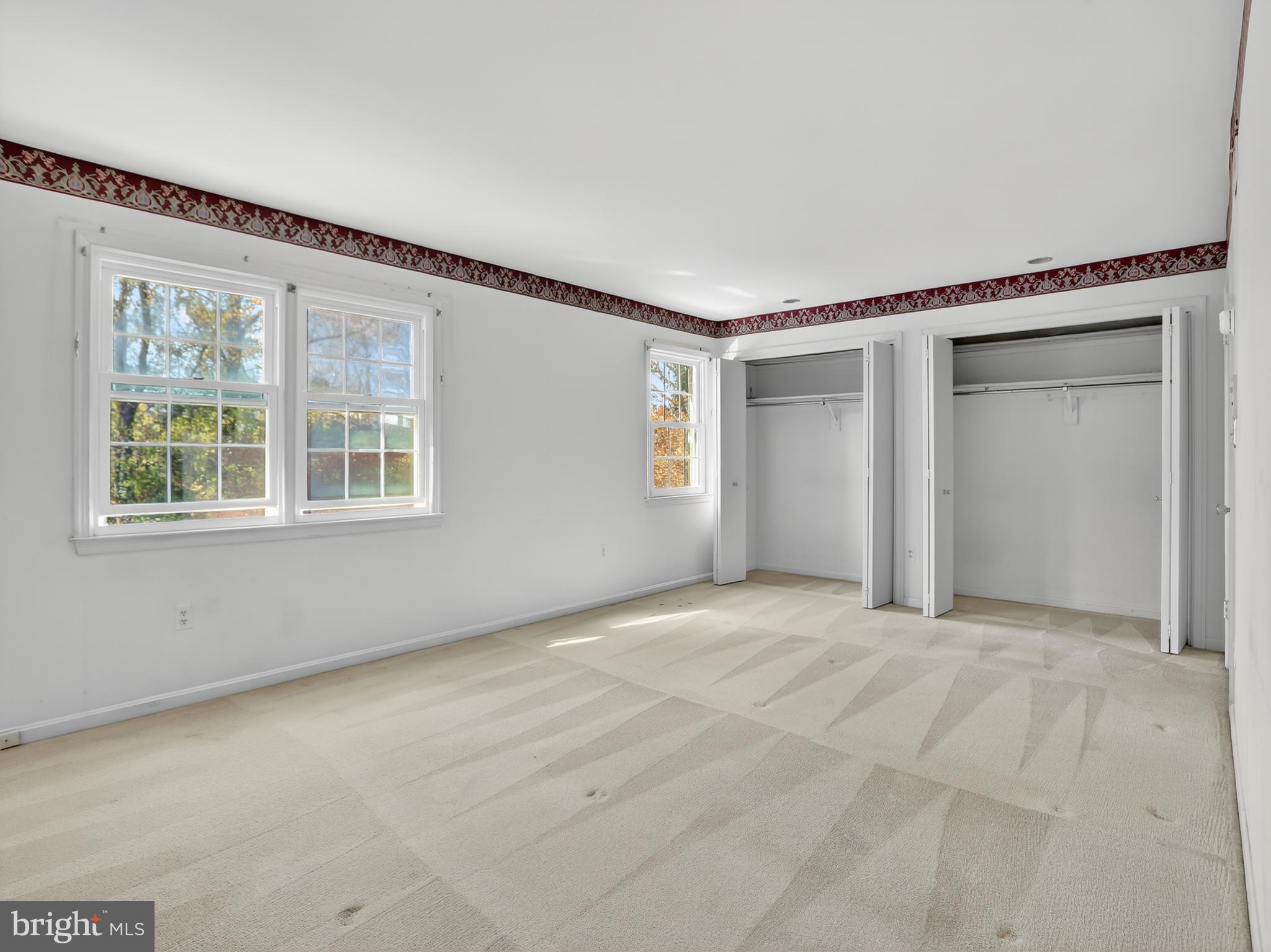 Mclean, Virginia, 22102, United States, 4 Bedrooms Bedrooms, ,4 BathroomsBathrooms,Residential,For Sale,1988751