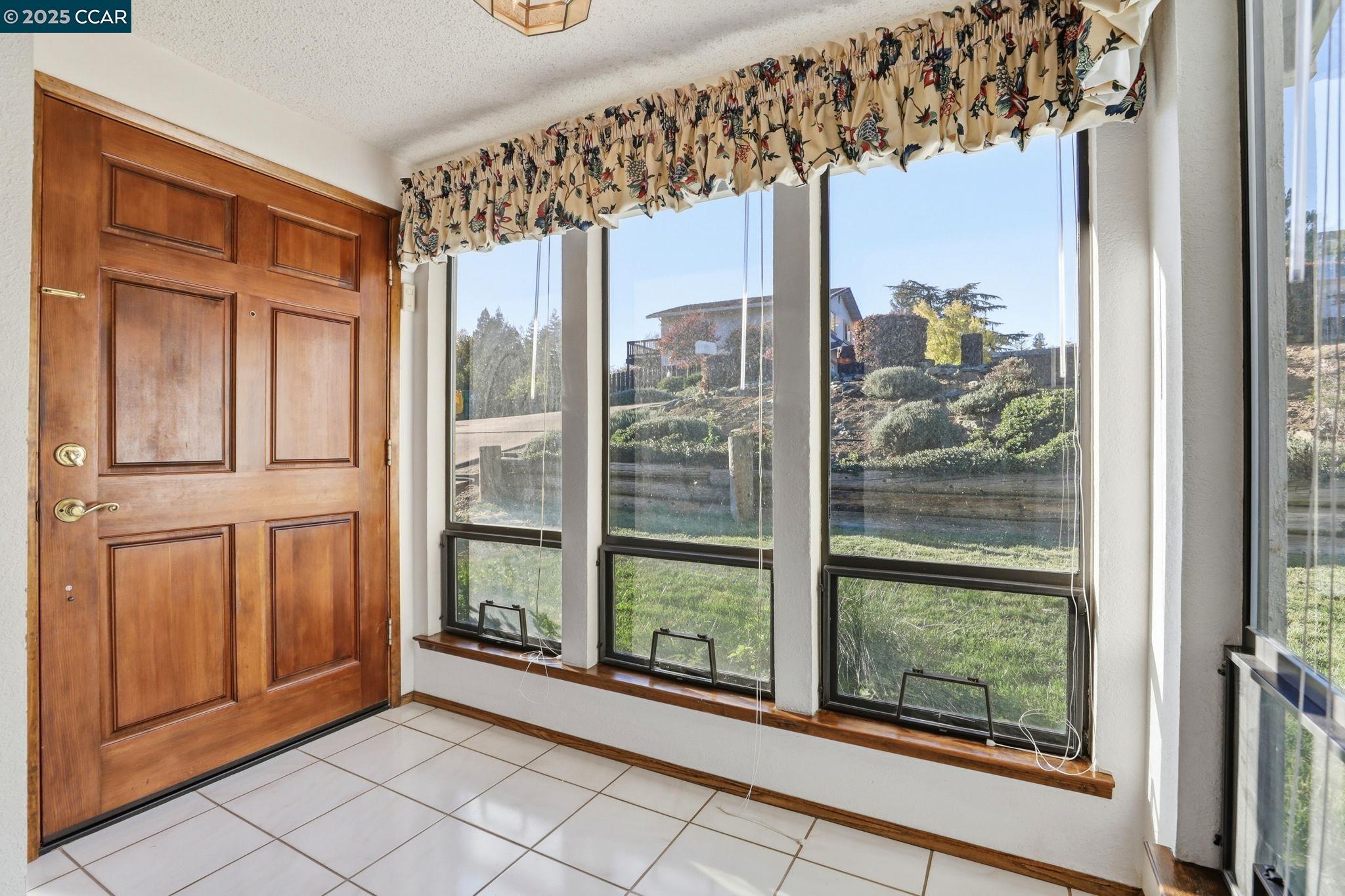 El Dorado Hills, California, 95762, United States, 4 Bedrooms Bedrooms, ,3 BathroomsBathrooms,Residential,For Sale,1988209