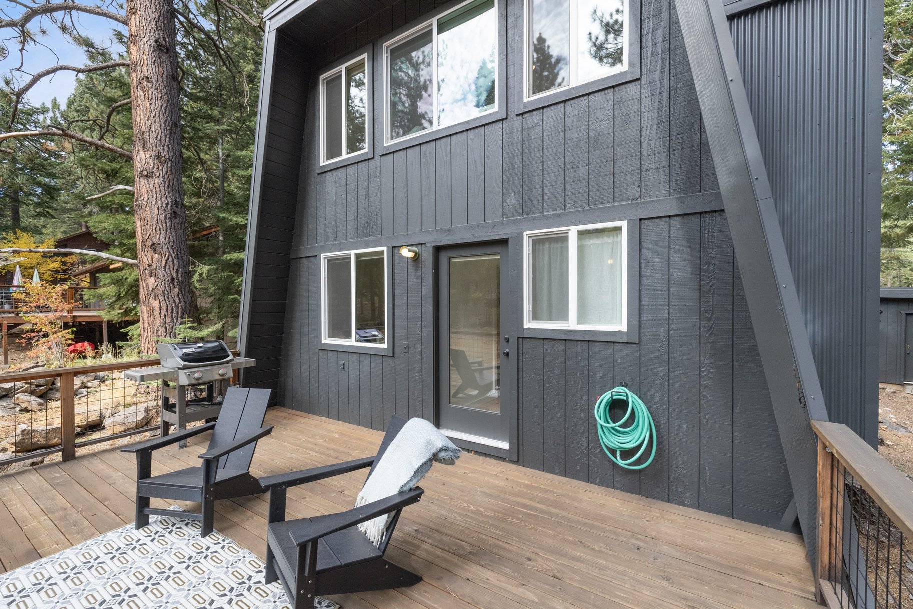  Modern Mountain Retreat Backing to Forest Service Land - 物件實景