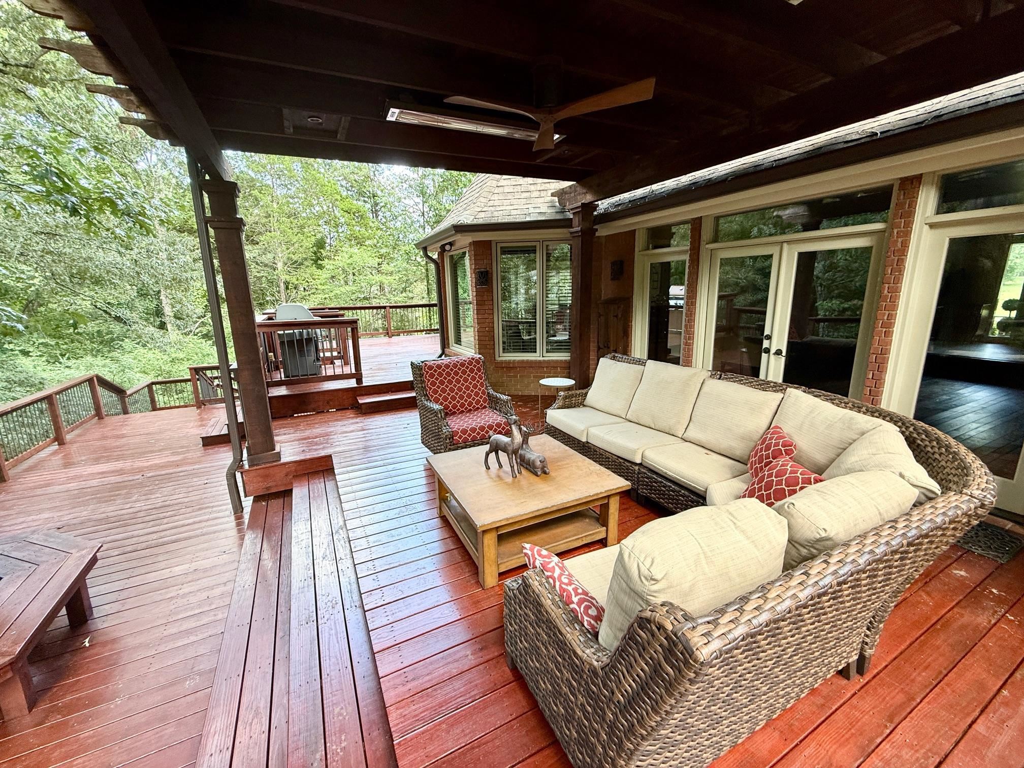 Cordova, Tennessee, 38018, United States, 6 Bedrooms Bedrooms, ,6 BathroomsBathrooms,Residential,For Sale,1883398