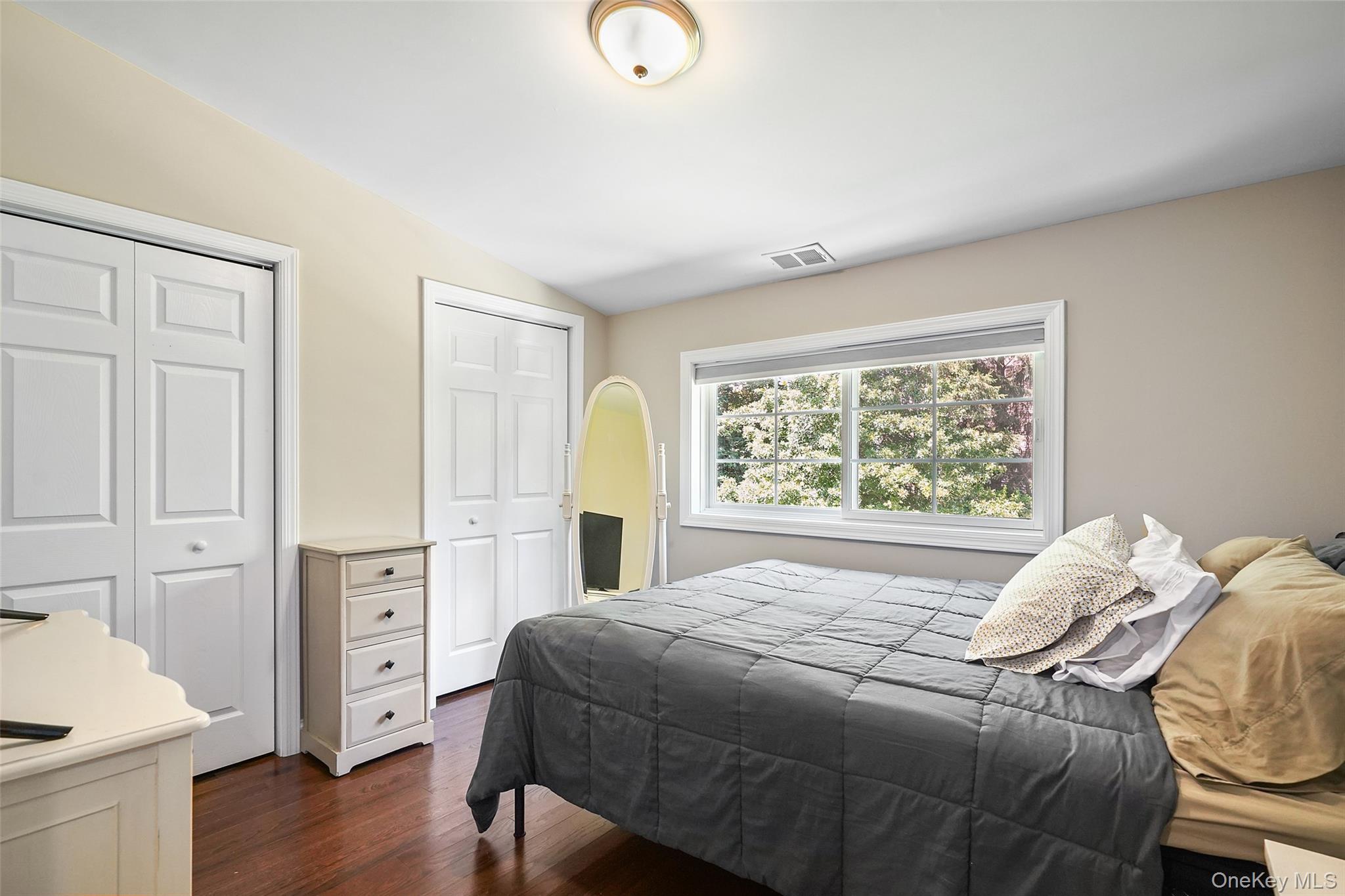 White Plains, New York, 10603, United States, 3 Bedrooms Bedrooms, ,3 BathroomsBathrooms,Residential,For Sale,1933056