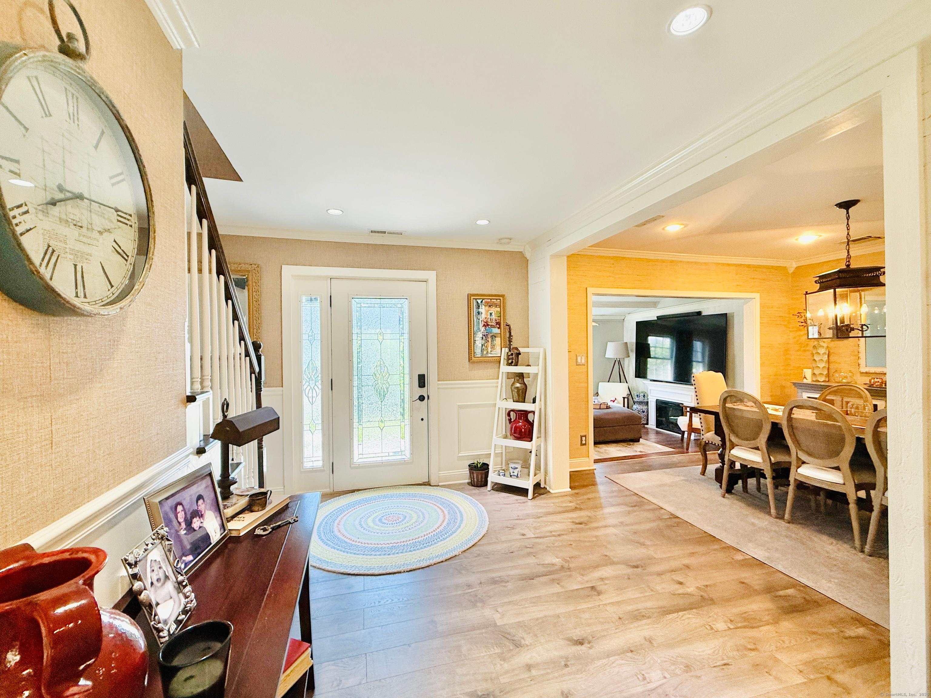 Darien, Connecticut, 06820, United States, 4 Bedrooms Bedrooms, ,3 BathroomsBathrooms,Residential,For Sale,1937000