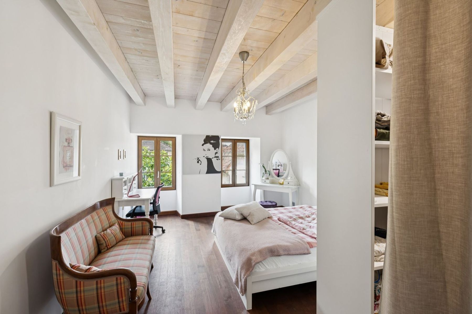  Villa unique in its style with space, large volumes and lake view - 物件實景