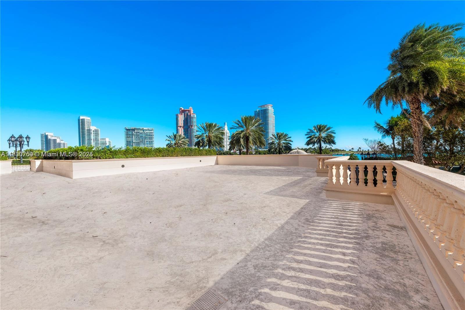 Miami Beach, Florida, 33109, United States, 6 Bedrooms Bedrooms, ,8 BathroomsBathrooms,Residential,For Sale,1876435