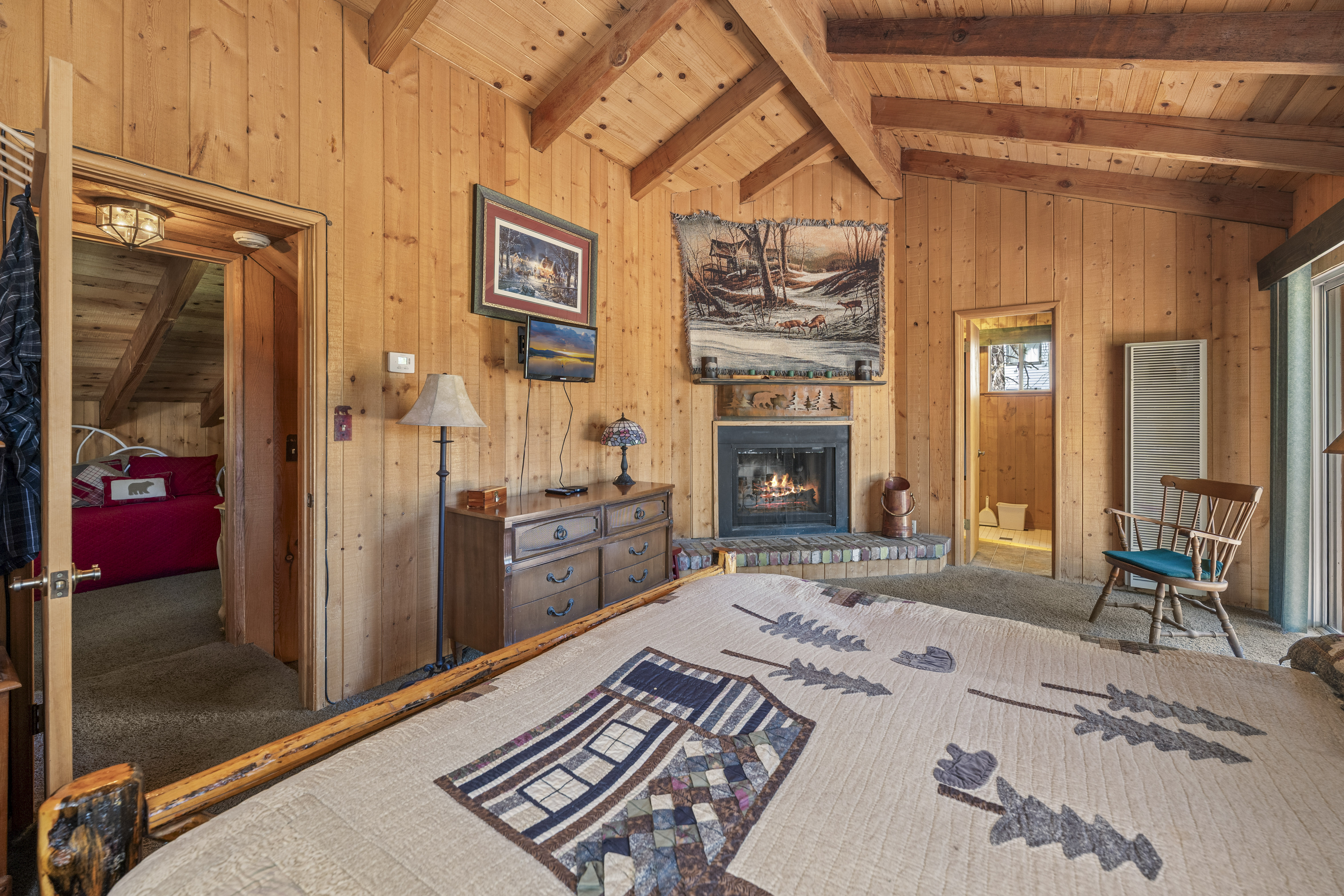  39625 Flicker Road, Fawnskin, CA 92333 - 物件實景