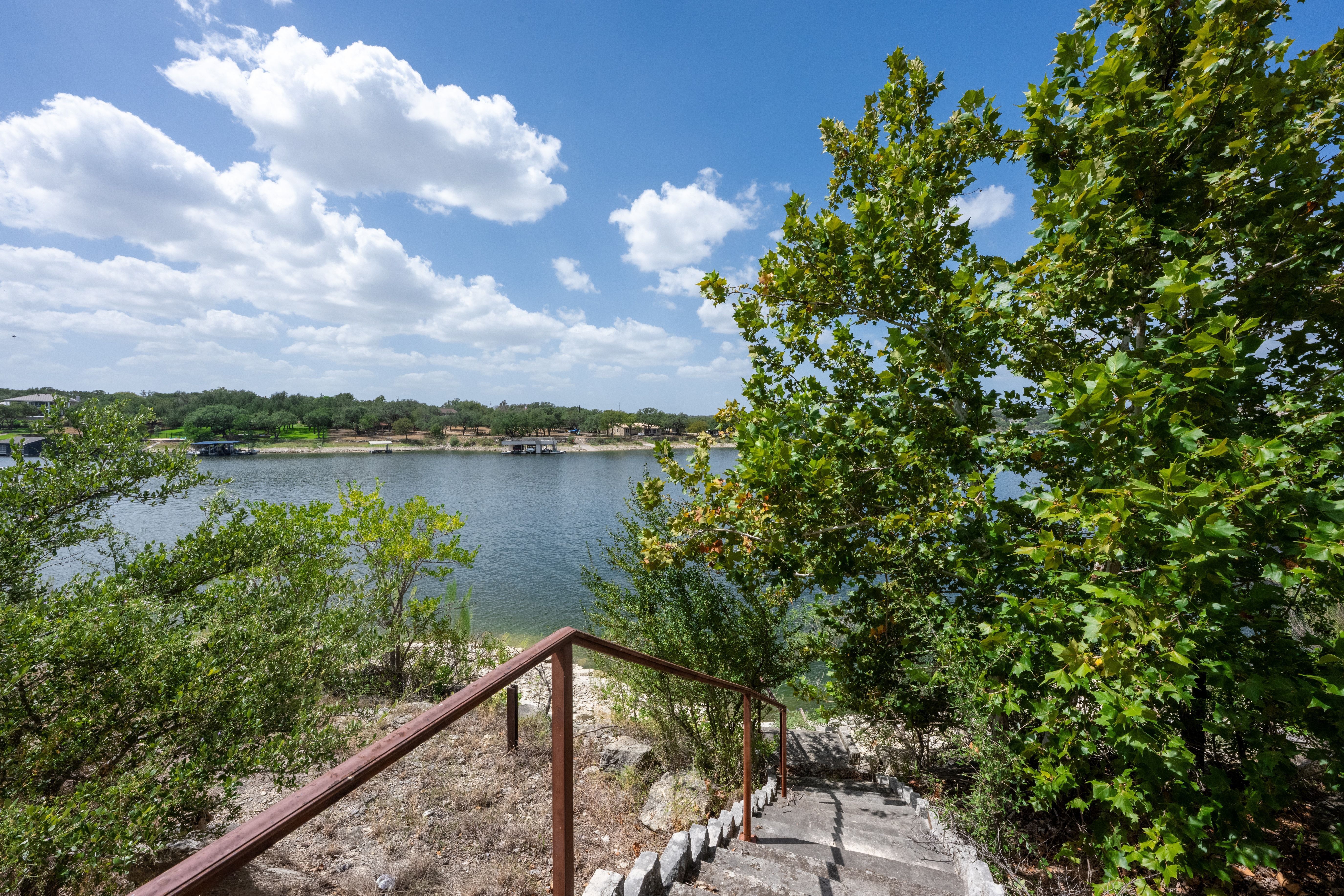  Private Deep-Water Retreat on Lake Travis, Permits in Hand - 物件實景