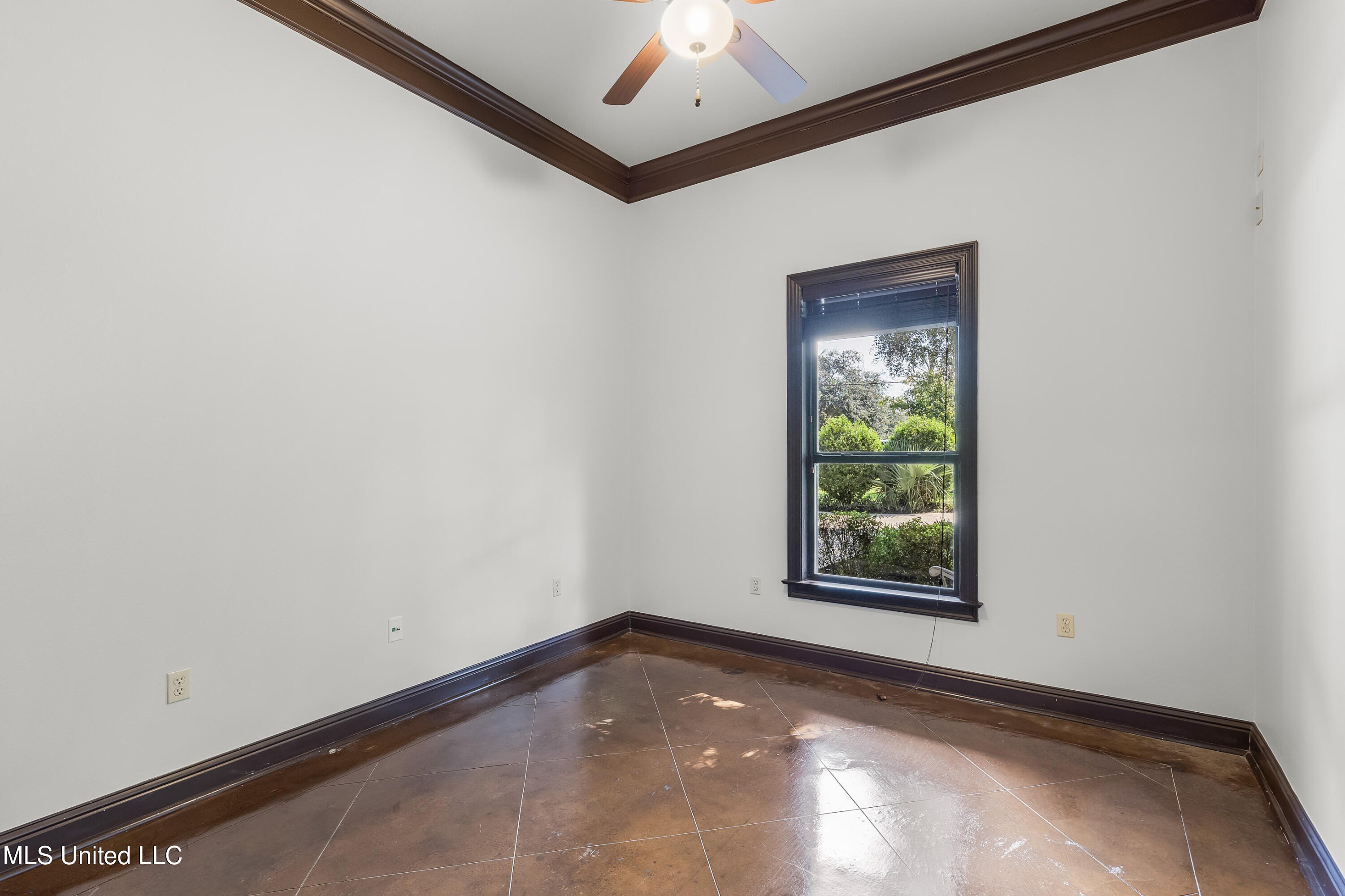 Ocean Springs, Mississippi, 39564, United States, 4 Bedrooms Bedrooms, ,3 BathroomsBathrooms,Residential,For Sale,1978241