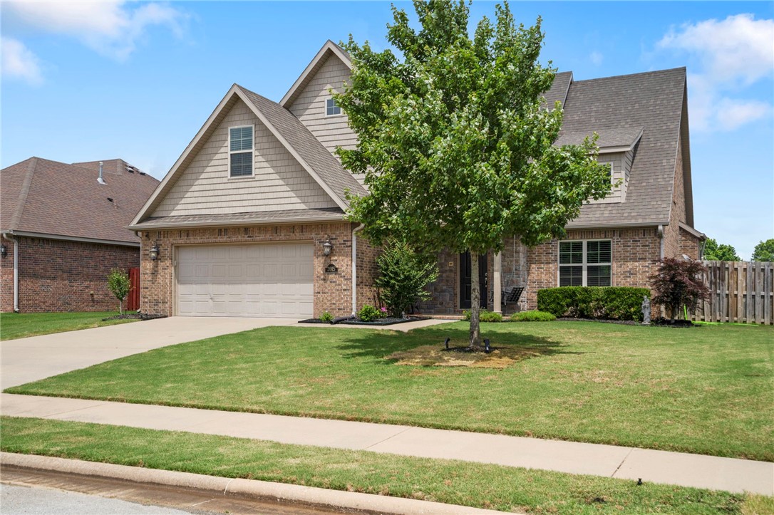 Springdale, Arkansas, 72762, United States, 4 Bedrooms Bedrooms, ,3 BathroomsBathrooms,Residential,For Sale,1877049