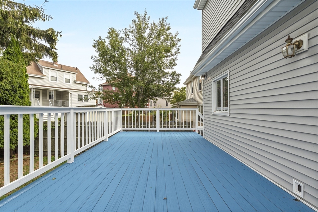Lynn, Massachusetts, 01904, United States, 2 Bedrooms Bedrooms, ,1 BathroomBathrooms,Residential,For Sale,1943245