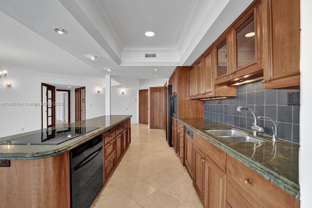 19667 Turnberry Way Unit 26B, Aventura, Florida, 33180, United States, 2 Bedrooms Bedrooms, ,2 BathroomsBathrooms,Residential,For Sale,19667 Turnberry Way Unit 26B,1612538