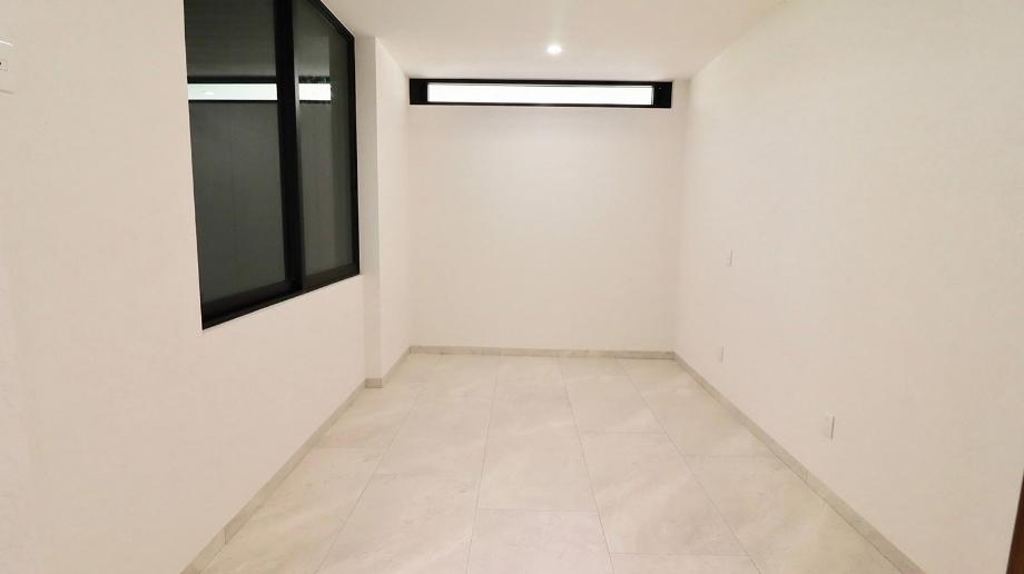 Colegio Militar, Morelia, Michoacán de Ocampo, 58260, Mexico, 3 Bedrooms Bedrooms, ,3 BathroomsBathrooms,Residential,For Sale,Colegio Militar,1616740