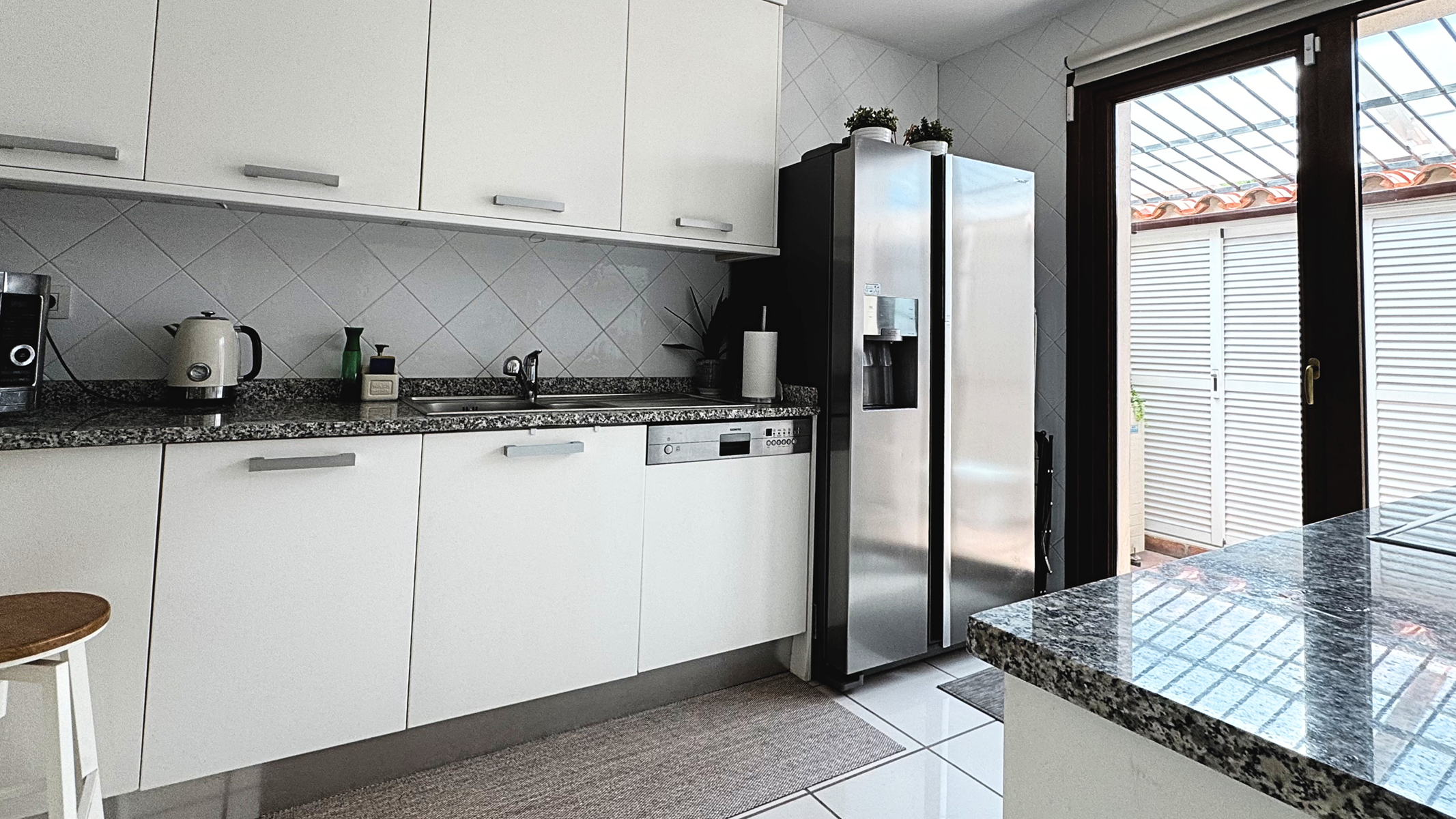 Garden townhouse with sea views in El Paraíso, Estepona - 物件實景