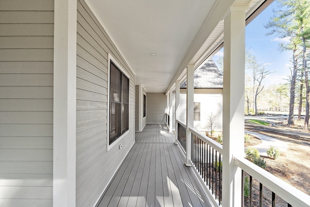 Carlisle, Massachusetts, 01741, United States, 5 Bedrooms Bedrooms, ,6 BathroomsBathrooms,Residential,For Sale,1792781