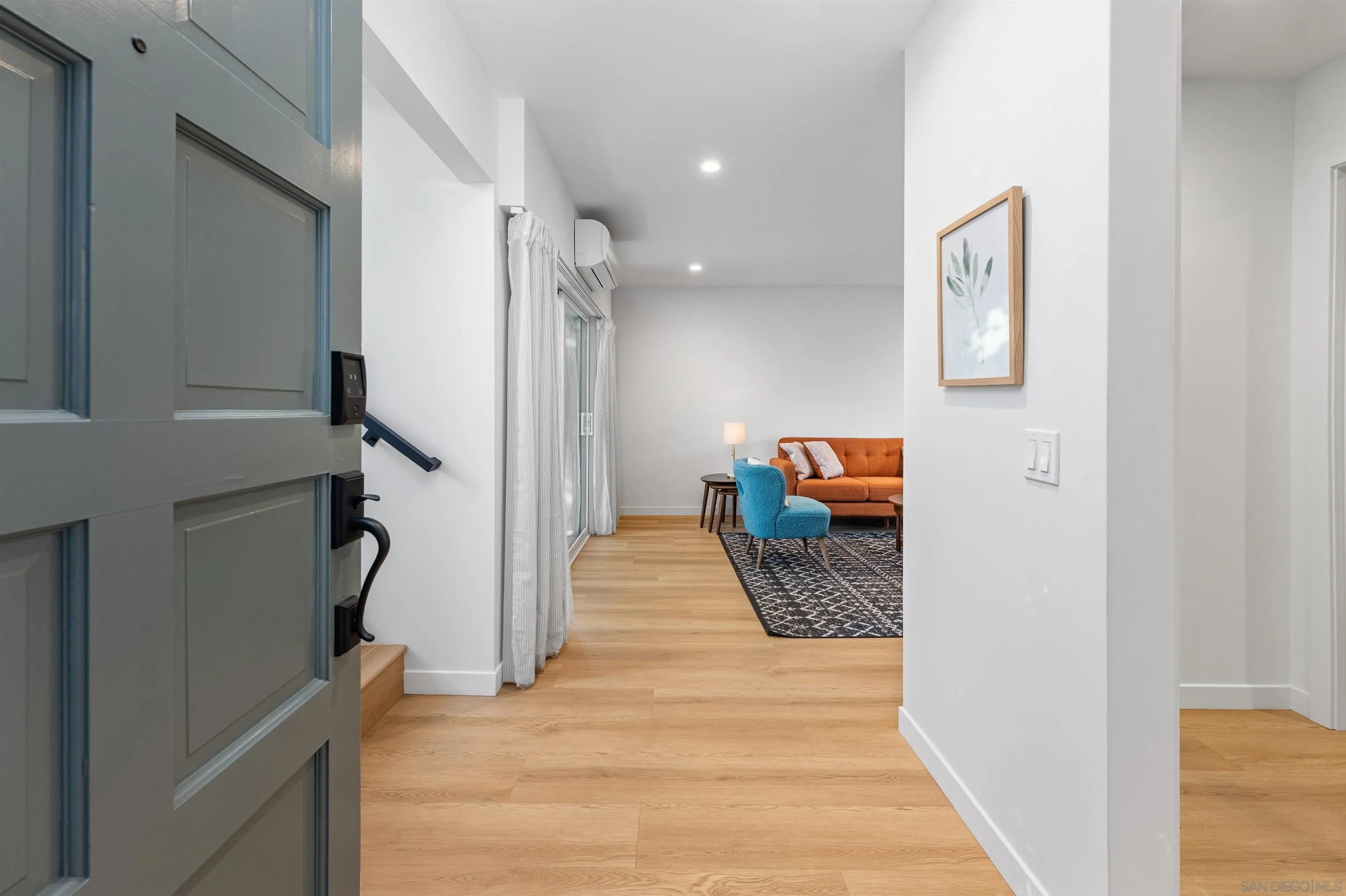 San Diego, California, 92111, United States, 2 Bedrooms Bedrooms, ,3 BathroomsBathrooms,Residential,For Sale,2003271