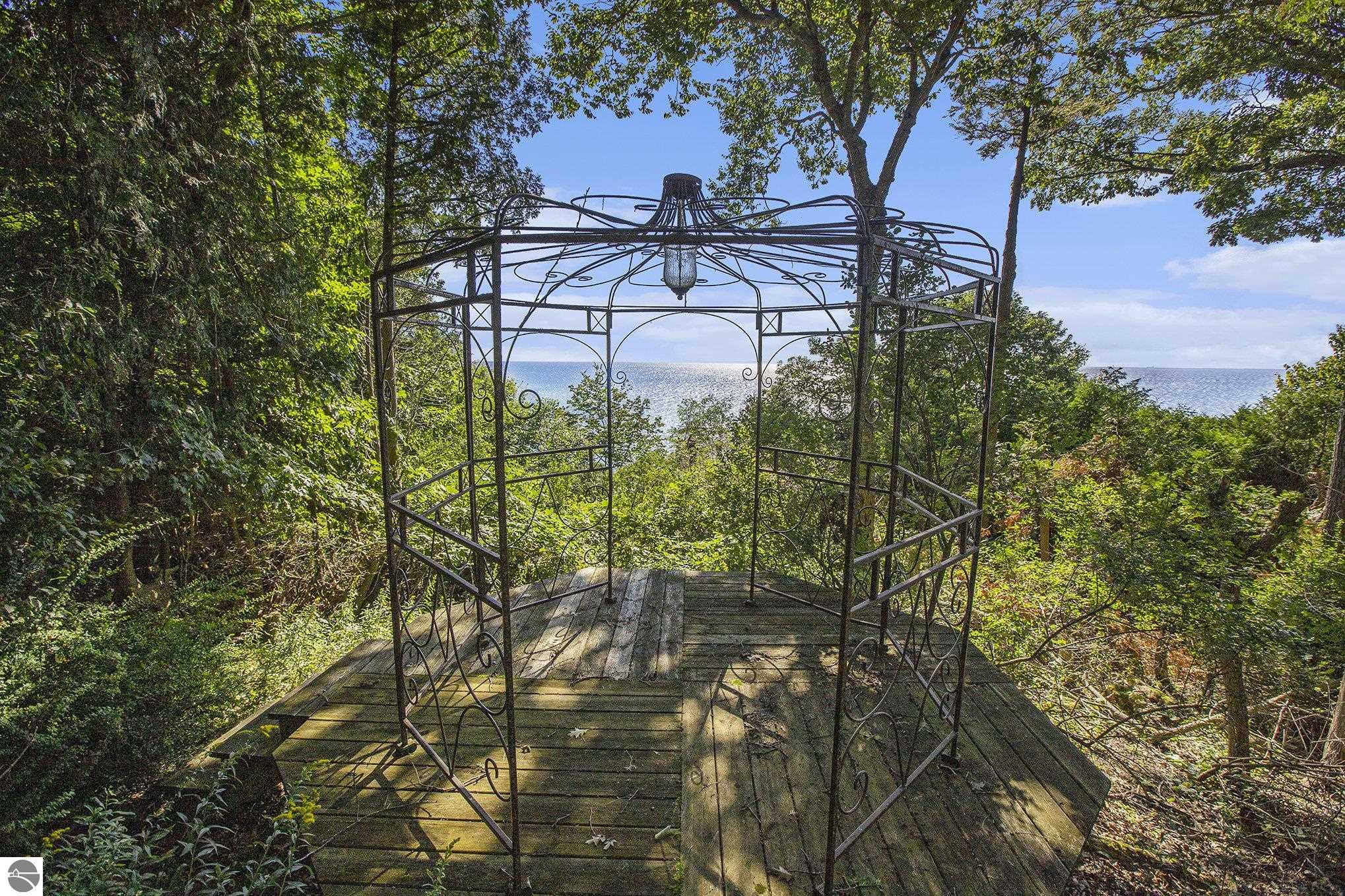 Frankfort, Michigan, 49635-9746, United States, 7 Bedrooms Bedrooms, ,5 BathroomsBathrooms,Residential,For Sale,1975140