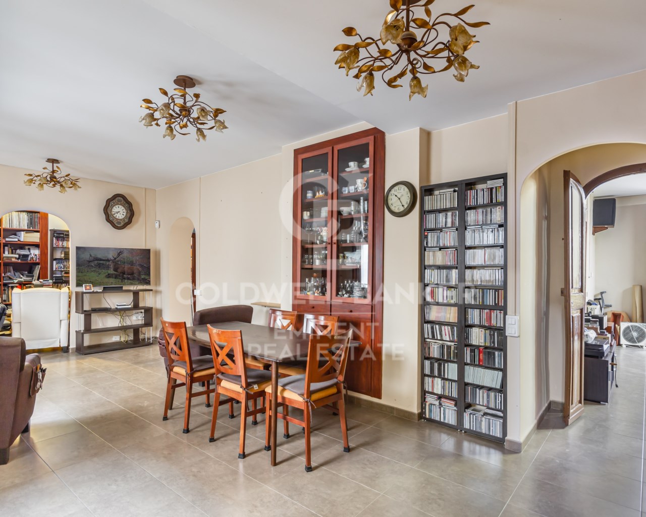 Barcelona, Barcelona, Ciutat Vella, El G?tic Barce, Barcelona, Catalonia, ES, 4 Bedrooms Bedrooms, ,1 BathroomBathrooms,Residential,For Sale,Barcelona, Barcelona, Ciutat Vella, El G?tic Barce,1620634