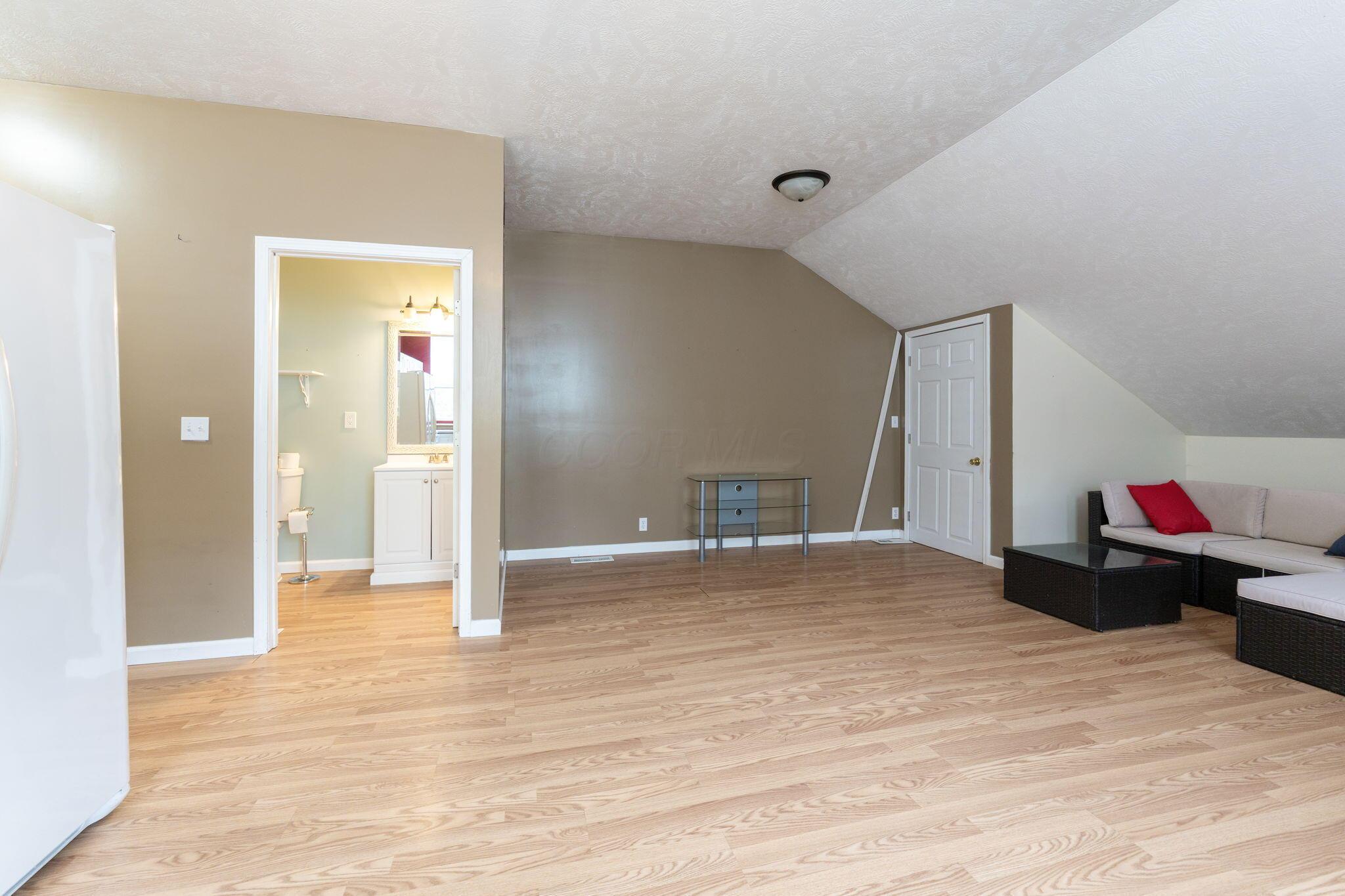 Johnstown, Ohio, 43031, United States, 6 Bedrooms Bedrooms, ,6 BathroomsBathrooms,Residential,For Sale,1840218