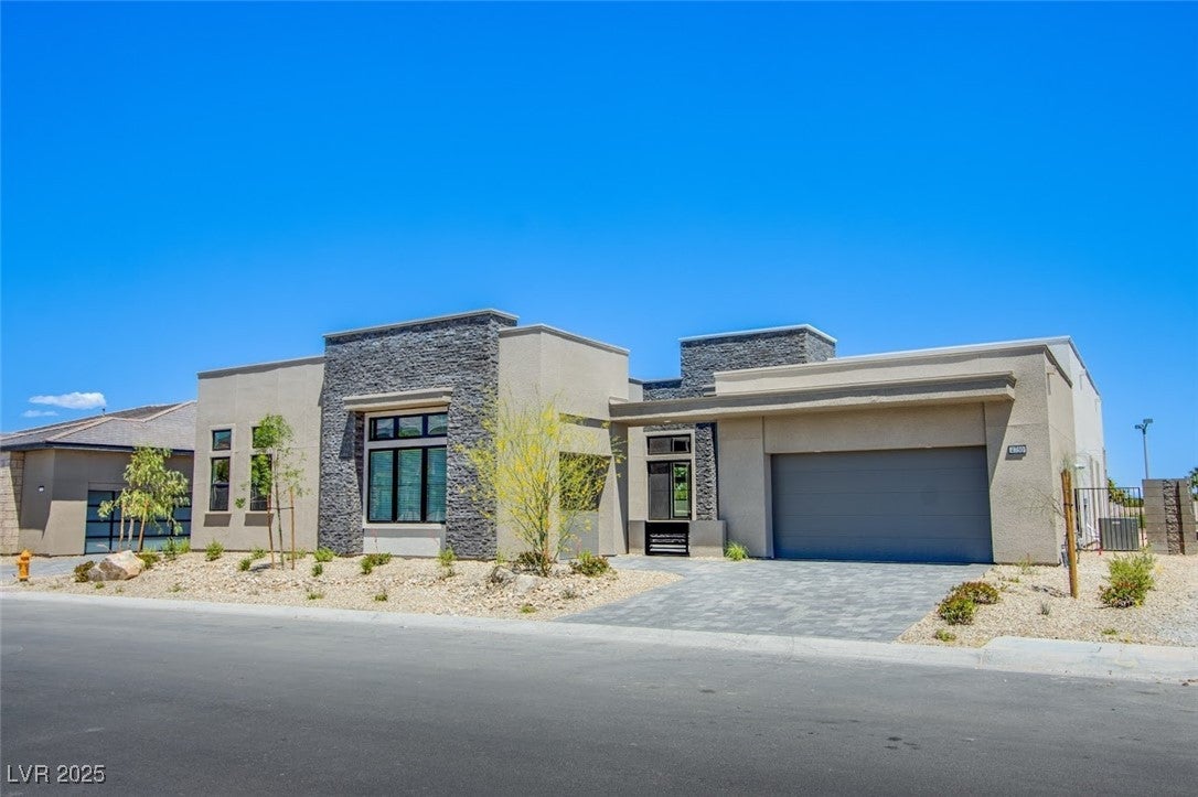 Las Vegas, Nevada, 89135, United States, 4 Bedrooms Bedrooms, ,4 BathroomsBathrooms,Residential,For Sale,1943877
