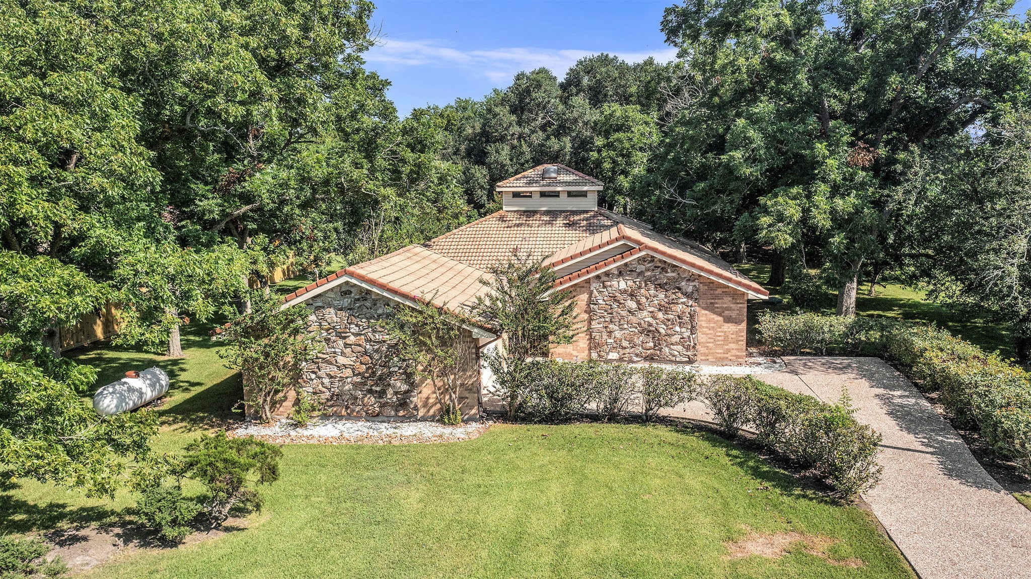 Crosby, Texas, 77532, United States, 3 Bedrooms Bedrooms, ,3 BathroomsBathrooms,Residential,For Sale,1926287