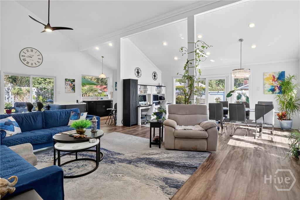 Savannah, Georgia, 31410, United States, 3 Bedrooms Bedrooms, ,3 BathroomsBathrooms,Residential,For Sale,1978248