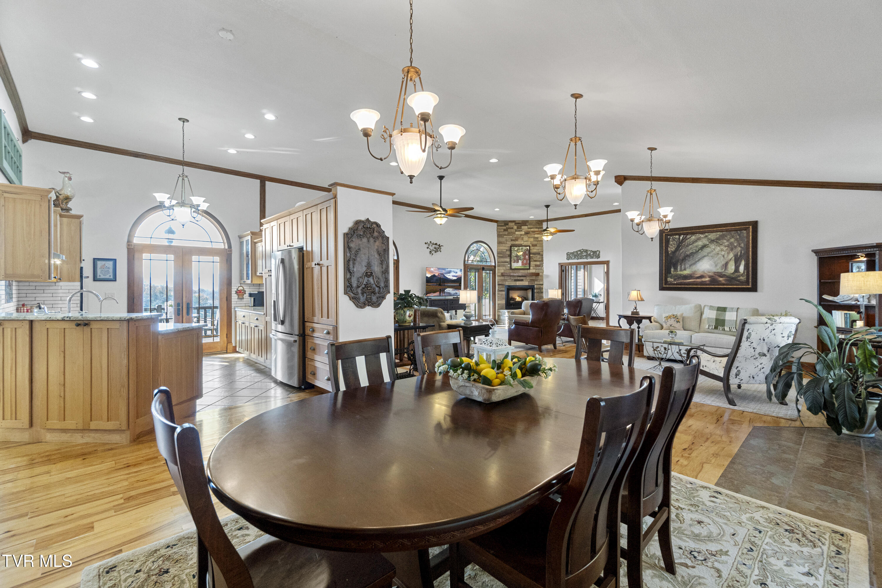 Parrottsville, Tennessee, 37843, United States, 5 Bedrooms Bedrooms, ,4 BathroomsBathrooms,Residential,For Sale,2005757