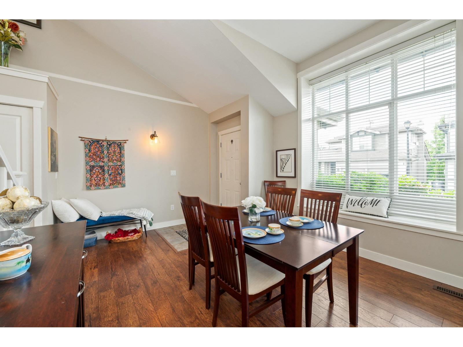 LANGLEY, British Columbia, V3V 6A0, CA, 4 Bedrooms Bedrooms, ,4 BathroomsBathrooms,Residential,For Sale,1950645