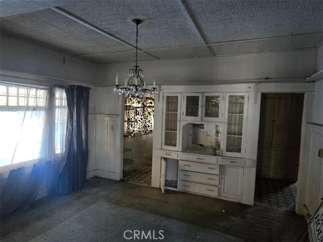 Los Angeles, California, 90062, United States, 4 Bedrooms Bedrooms, ,Residential,For Sale,1980407