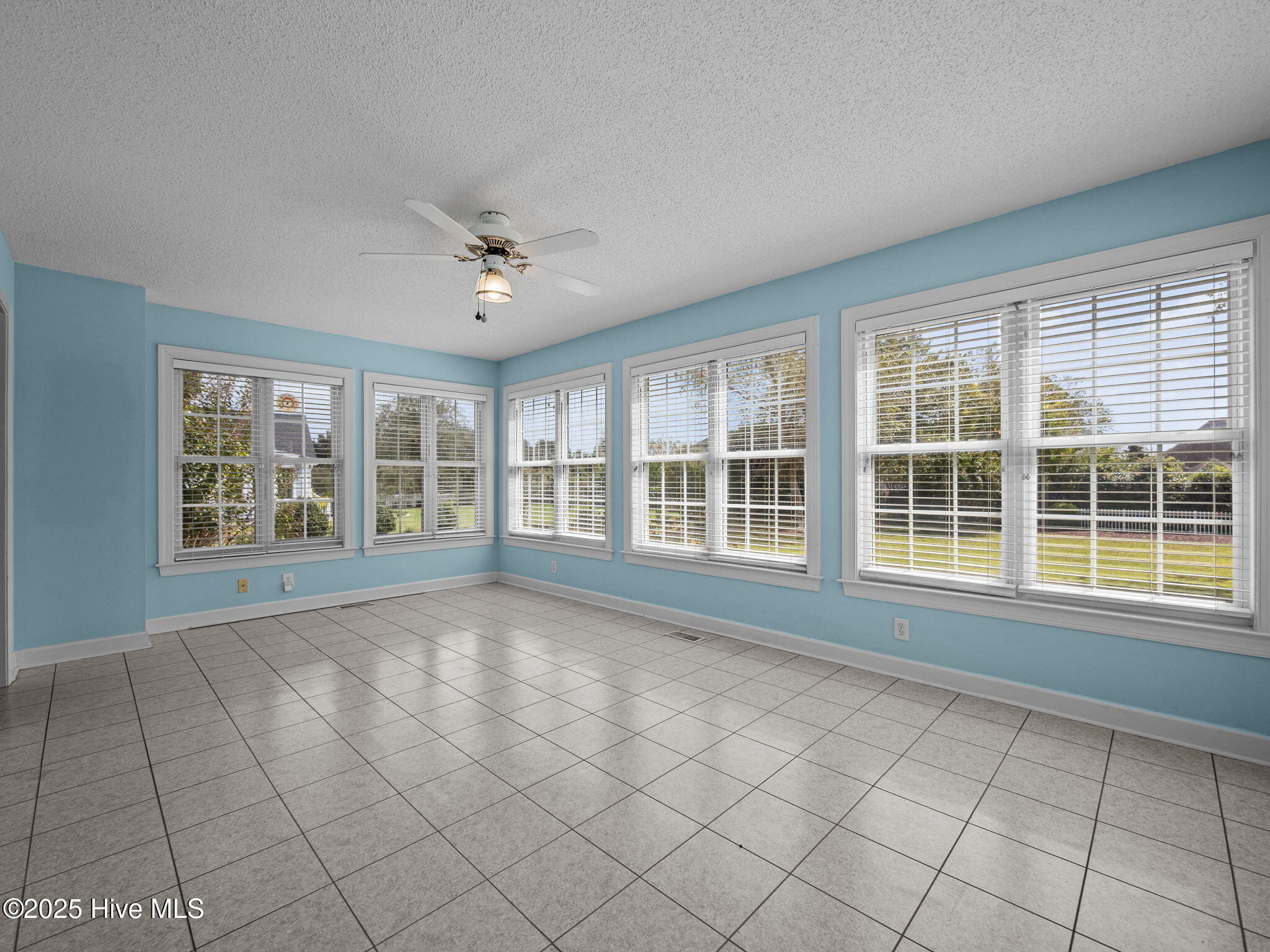 Cedar Point, North Carolina, 28584, United States, 3 Bedrooms Bedrooms, ,2 BathroomsBathrooms,Residential,For Sale,1957404