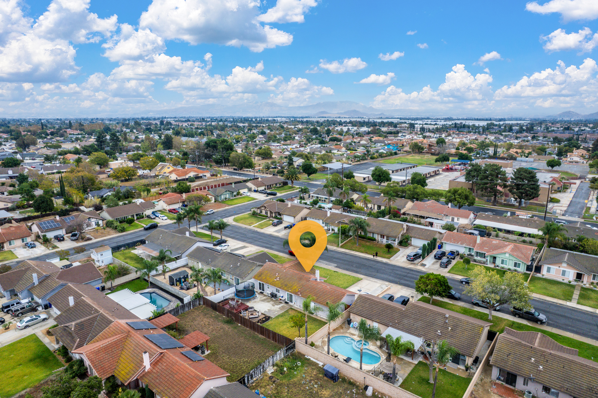 Rialto, California, 92376, United States, 4 Bedrooms Bedrooms, ,2 BathroomsBathrooms,Residential,For Sale,1994272