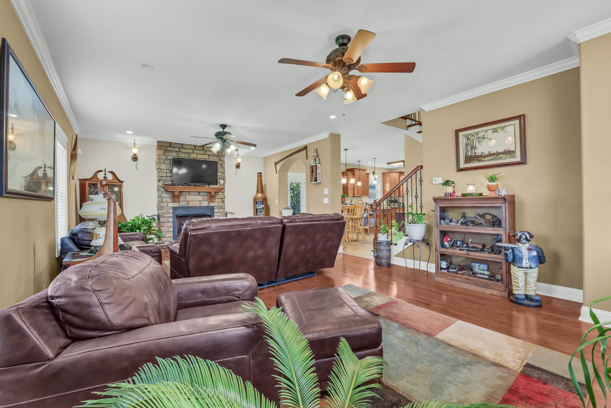 Clarksville, Tennessee, 37043, United States, 3 Bedrooms Bedrooms, ,4 BathroomsBathrooms,Residential,For Sale,1980733