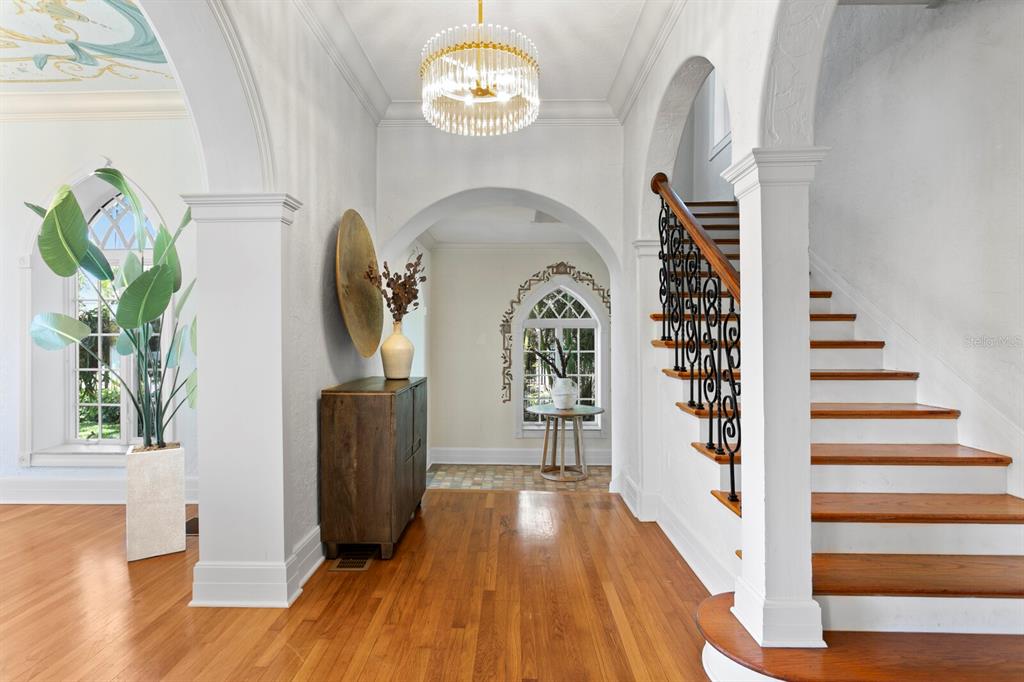 St Petersburg, Florida, 33704, United States, 4 Bedrooms Bedrooms, ,5 BathroomsBathrooms,Residential,For Sale,1794031