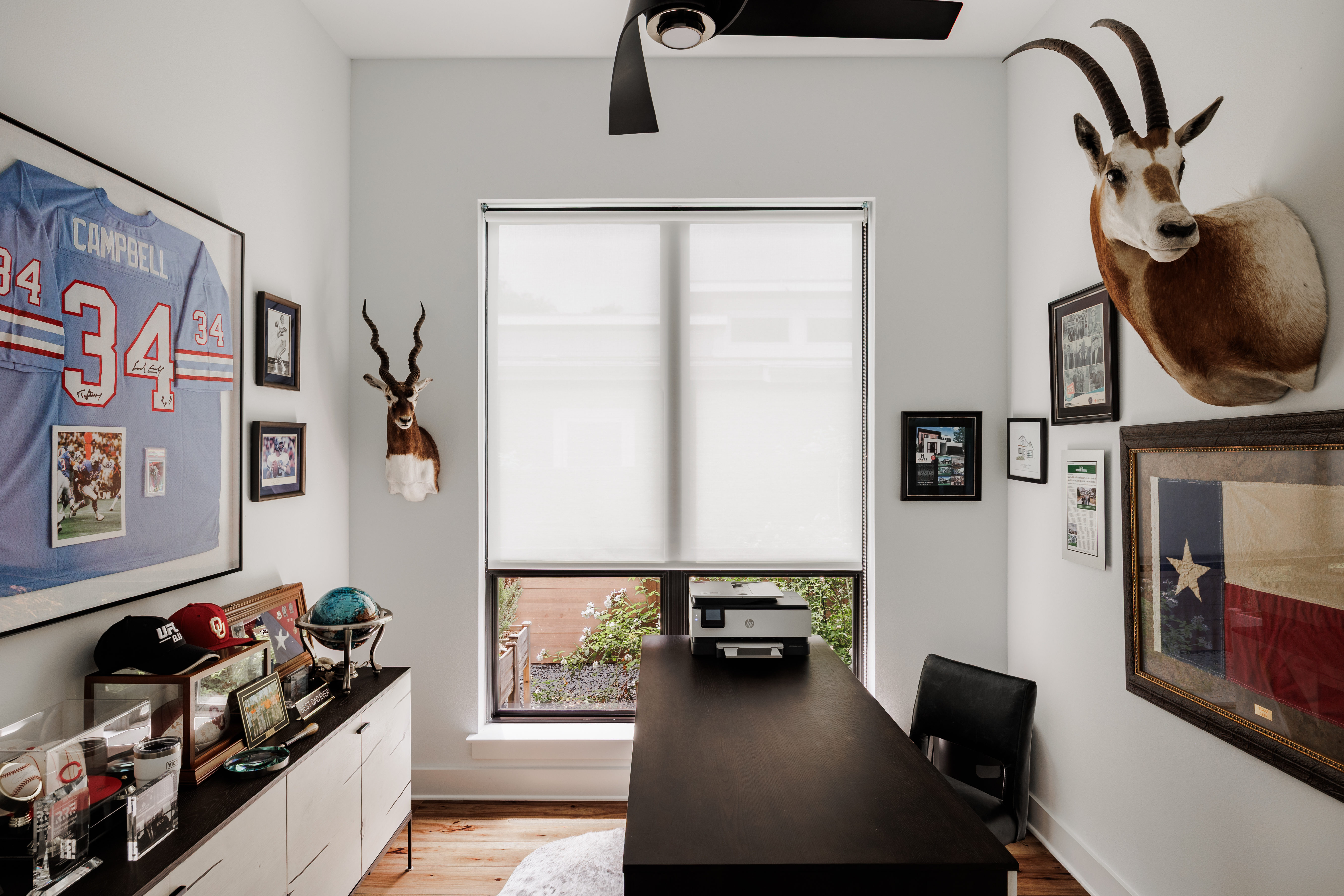  Sophisticated Barton Hills Home Balancing Lively Entertaining with Quiet Retreat - 物件實景