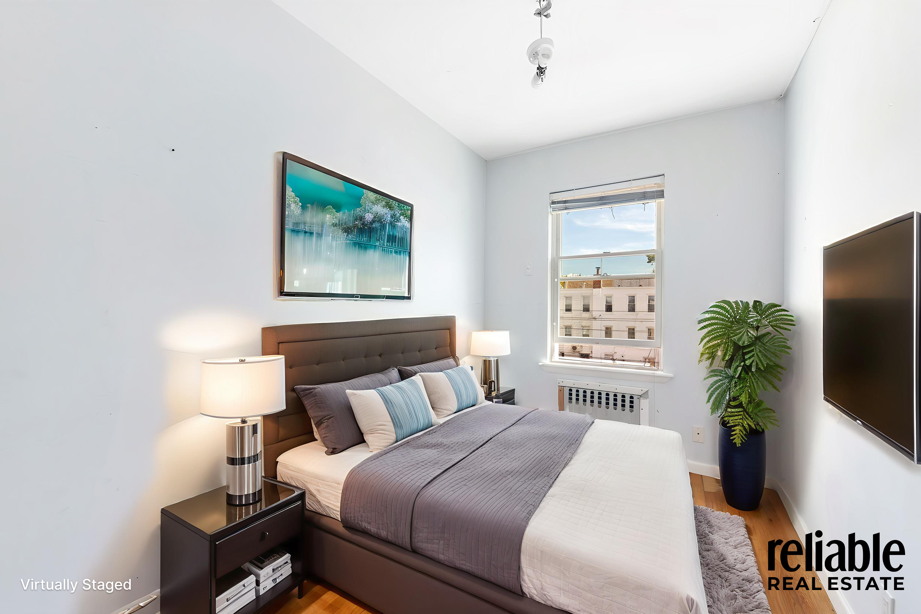 Brooklyn, New York, 11229, United States, 4 Bedrooms Bedrooms, ,3 BathroomsBathrooms,Residential,For Sale,1942275