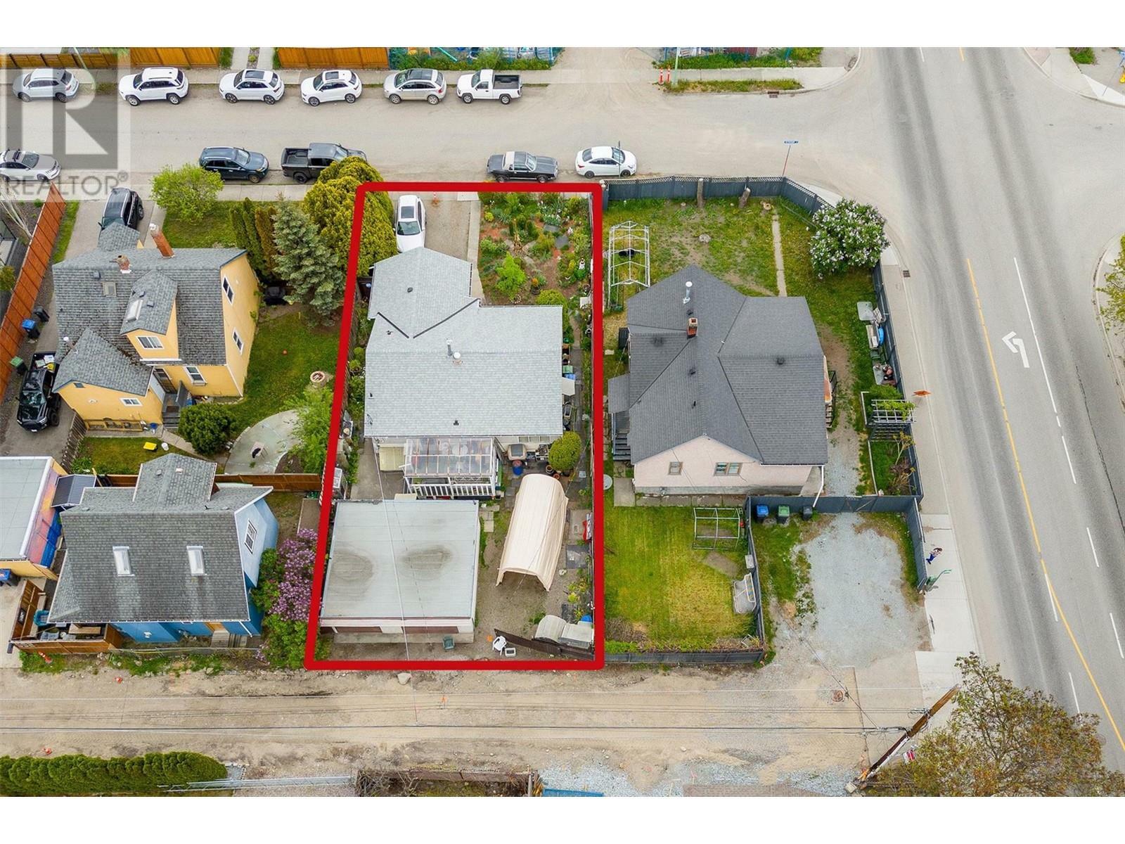 KELOWNA, British Columbia, V1Y 5C6, CA, 2 Bedrooms Bedrooms, ,1 BathroomBathrooms,Residential,For Sale,1961325