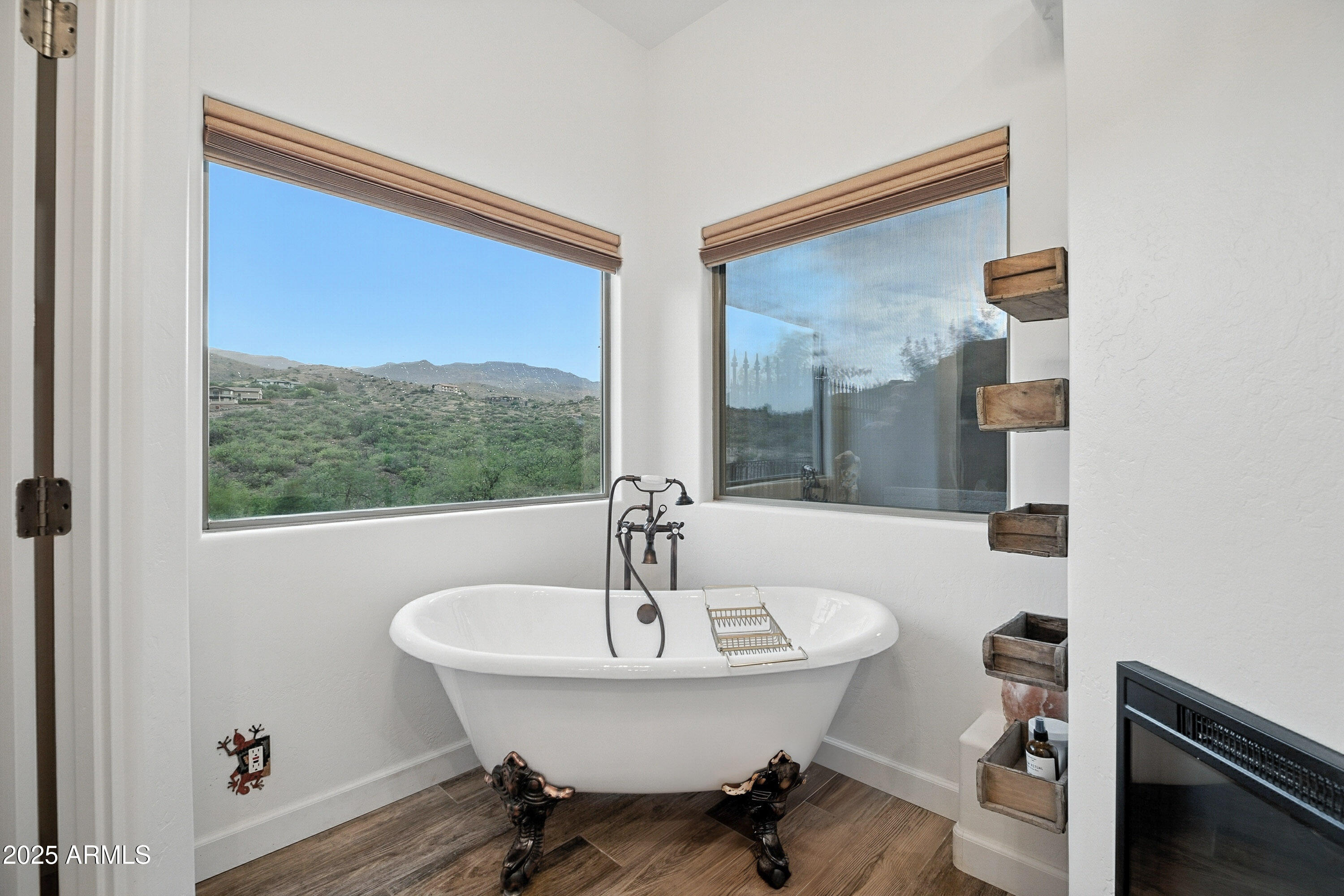 Clarkdale, Arizona, 86324, United States, 3 Bedrooms Bedrooms, ,Residential,For Sale,1927431