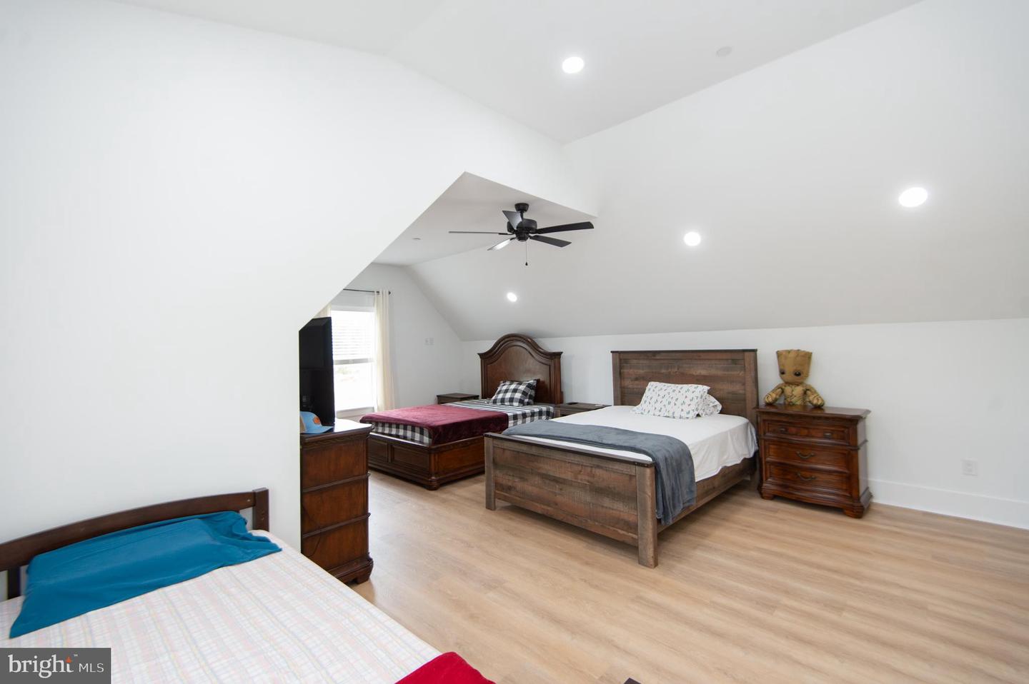 Delmar, Maryland, 21875, United States, 4 Bedrooms Bedrooms, ,4 BathroomsBathrooms,Residential,For Sale,1992058