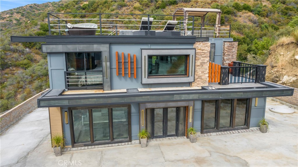 Calabasas, California, 91302, United States, 5 Bedrooms Bedrooms, ,3 BathroomsBathrooms,Residential,For Sale,1742769