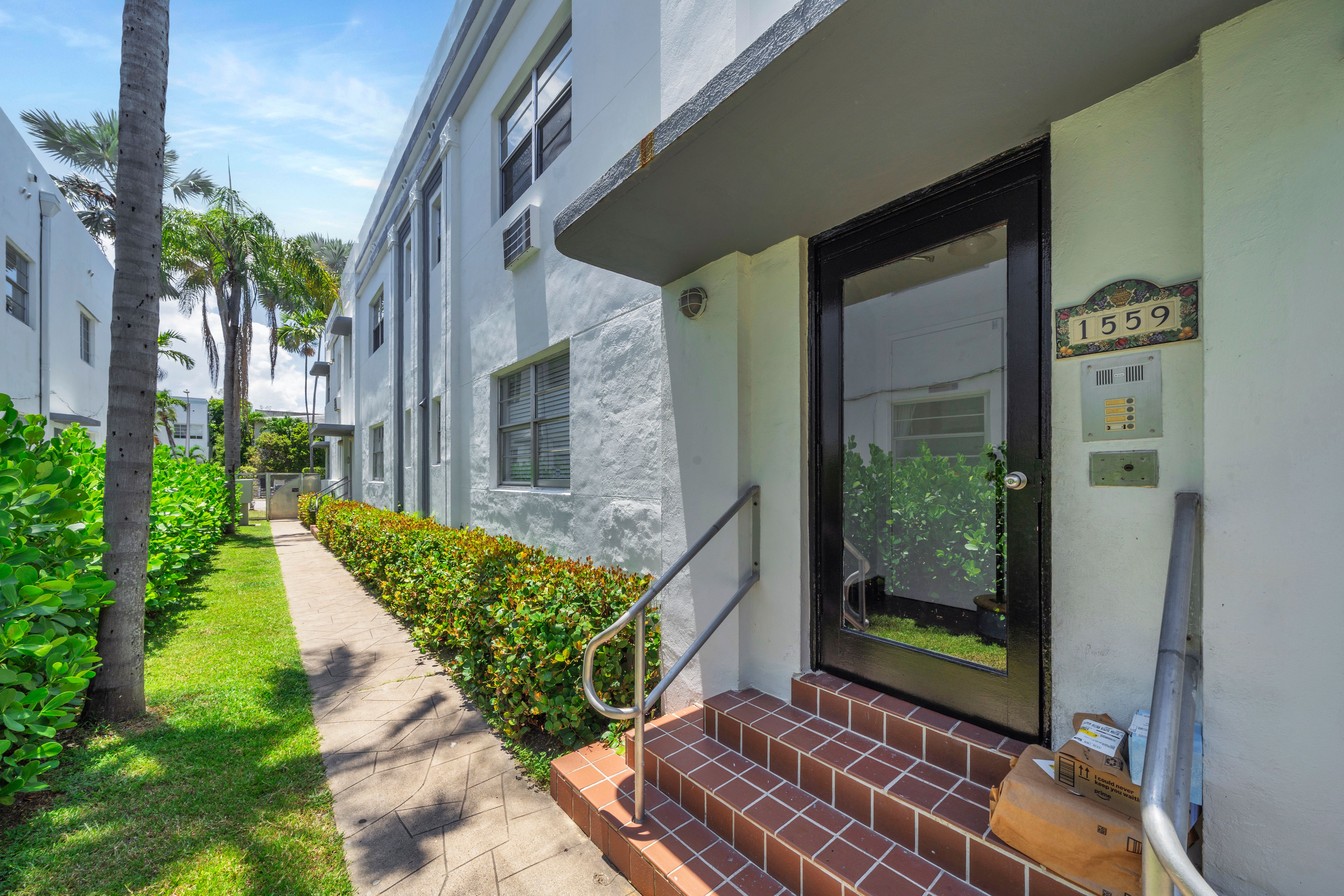  1559 Meridian Ave, Miami Beach, FL, 33139 - 物件實景